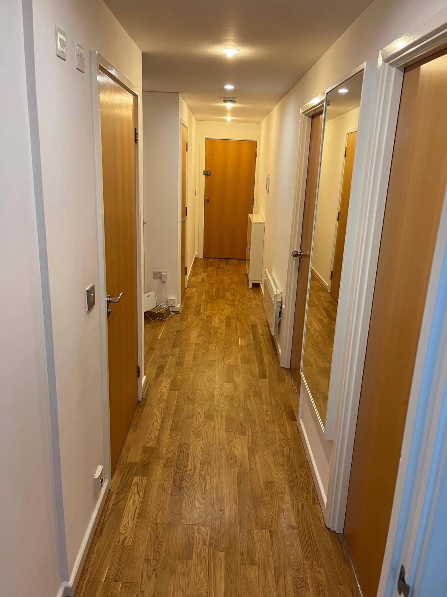 Ensuite In Royal Victoria Excel O2 Arena * London