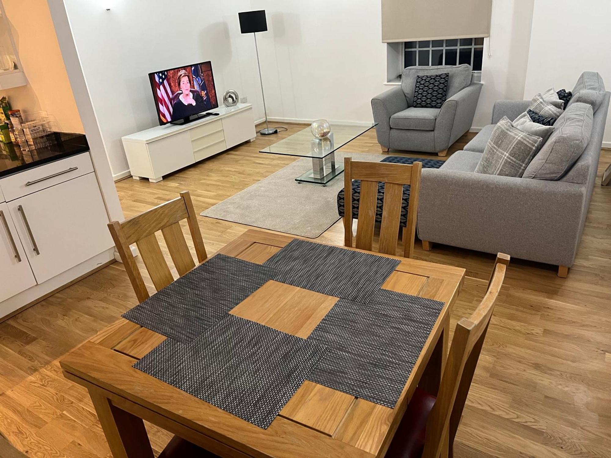 Ensuite In Royal Victoria Excel O2 Arena * London