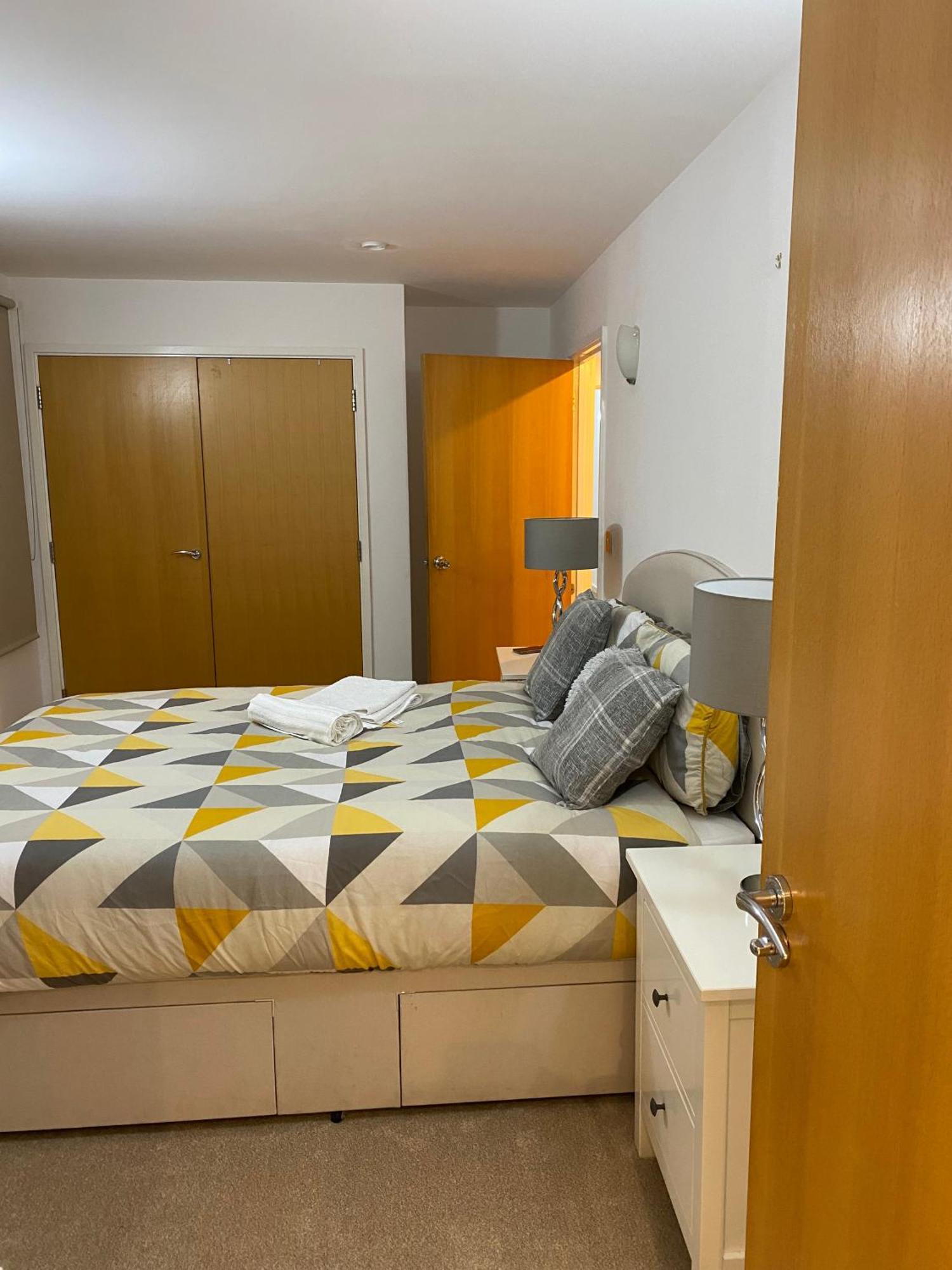 Guest house Ensuite In Royal Victoria Excel O2 Arena *