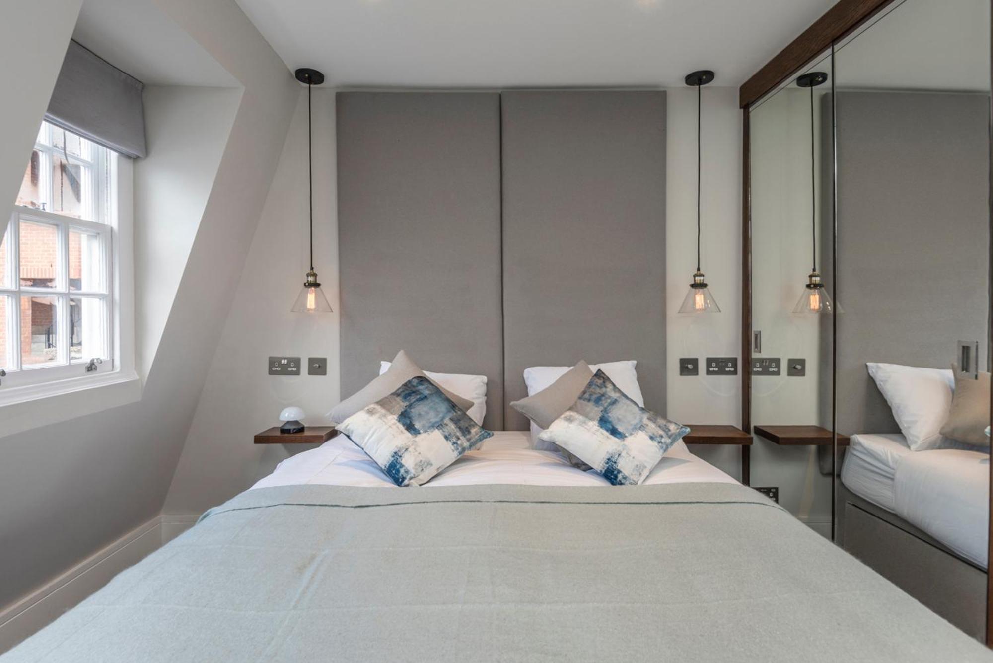 Apartment Luxury Georgian House In Marylebone: Modern 1-bed Retreat