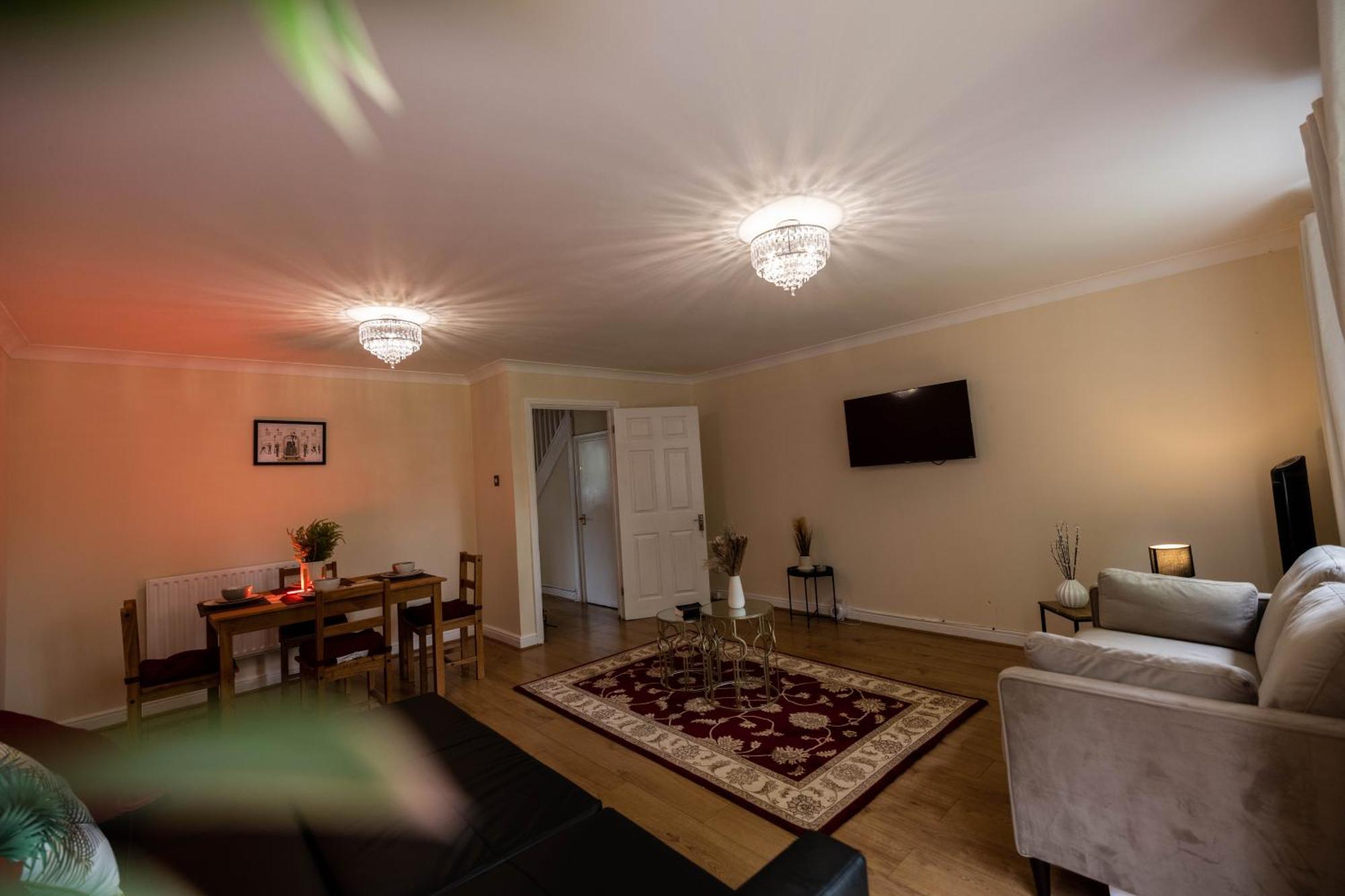 Hébergement de vacances 3kingbr&sofabed-garden-aircon-bbq-parkg *