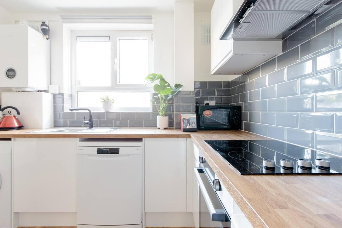 *brand New 1 Bedroom Flat In London* Apartamento *