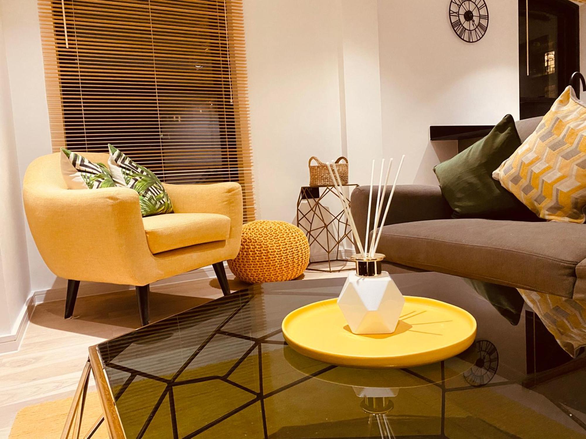 Spacious 3 Bed With Terrace * Londres