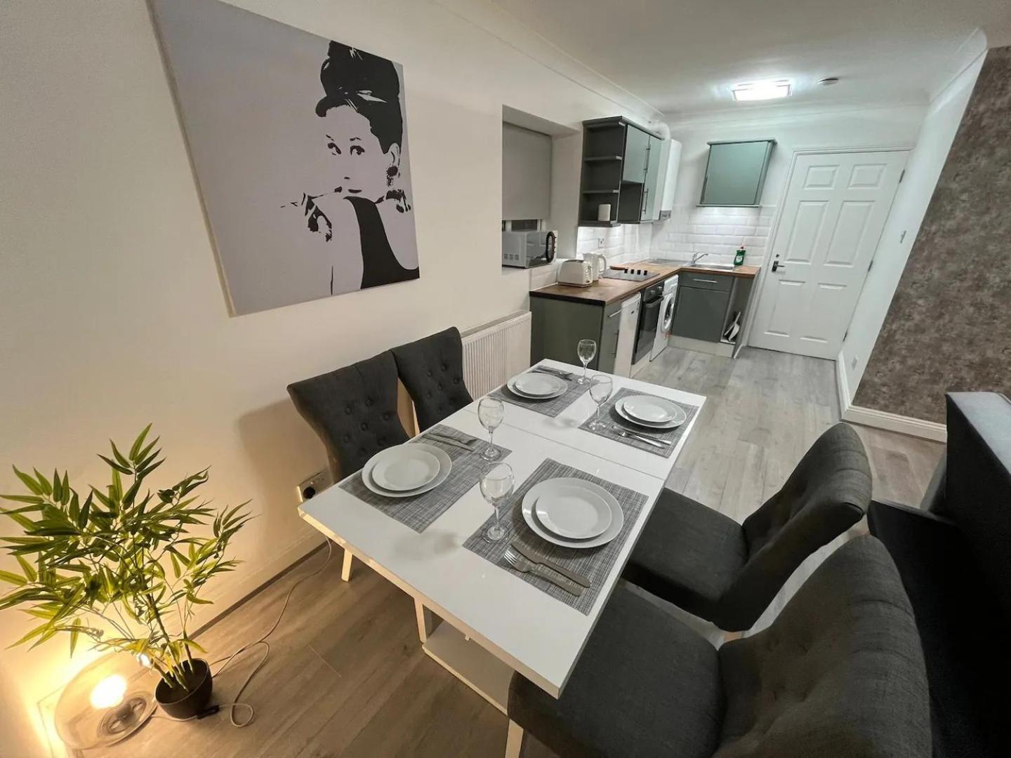 Apartamento Contemporary Style In The Heart Of