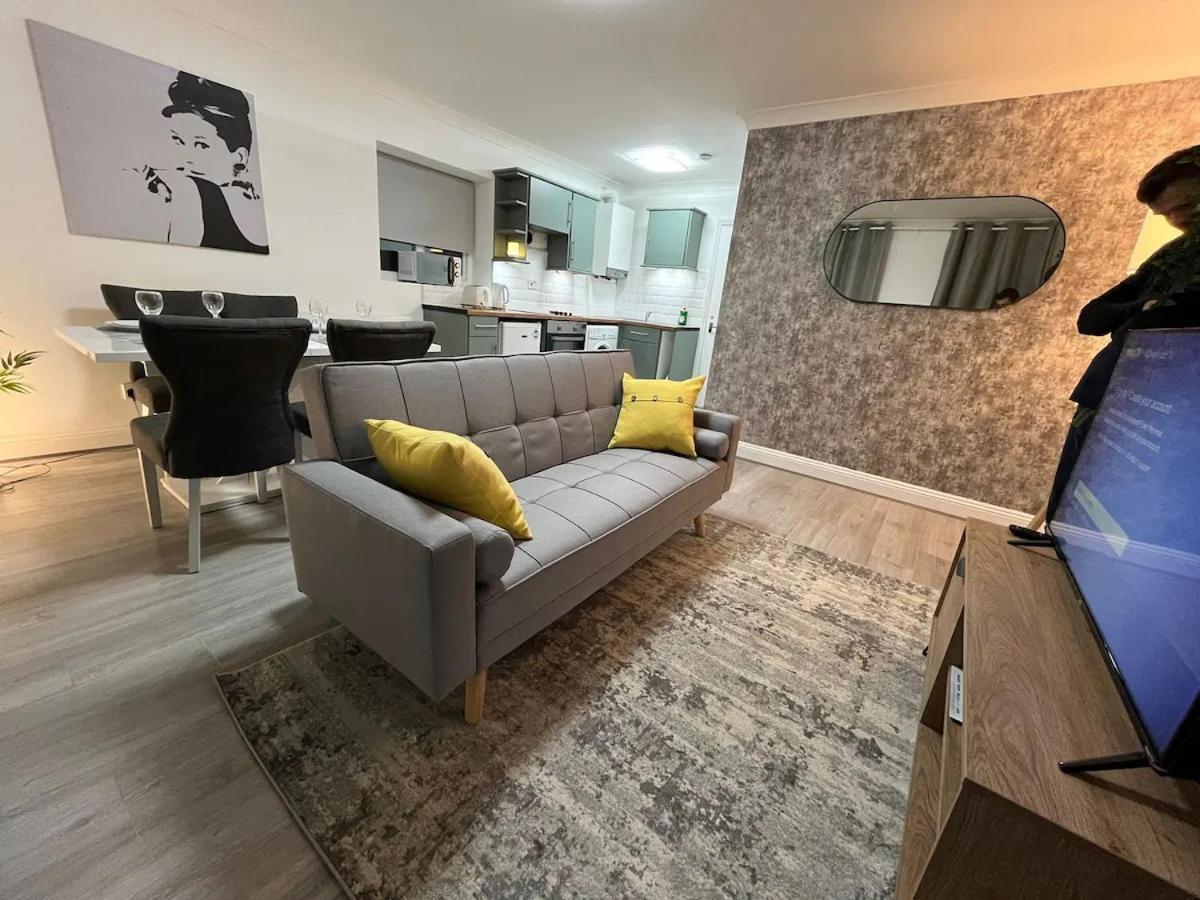 Apartamento Contemporary Style In The Heart Of Londres