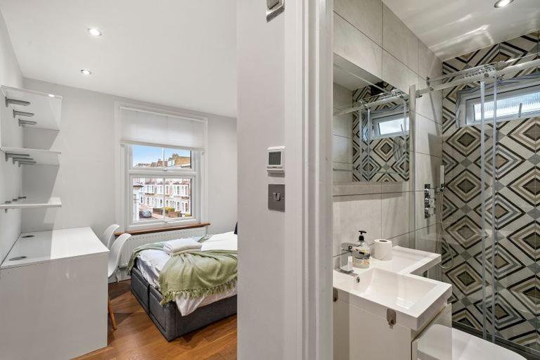 Apartamento Stylish In Fulham Zone 2 With Private Roof Terrace