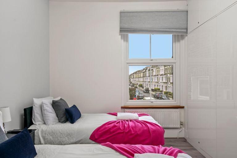 Stylish In Fulham Zone 2 With Private Roof Terrace