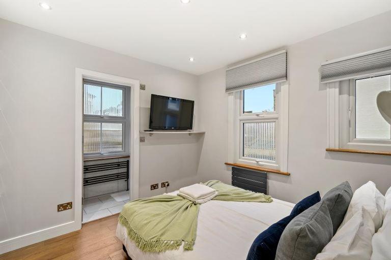 Stylish In Fulham Zone 2 With Private Roof Terrace * Londres