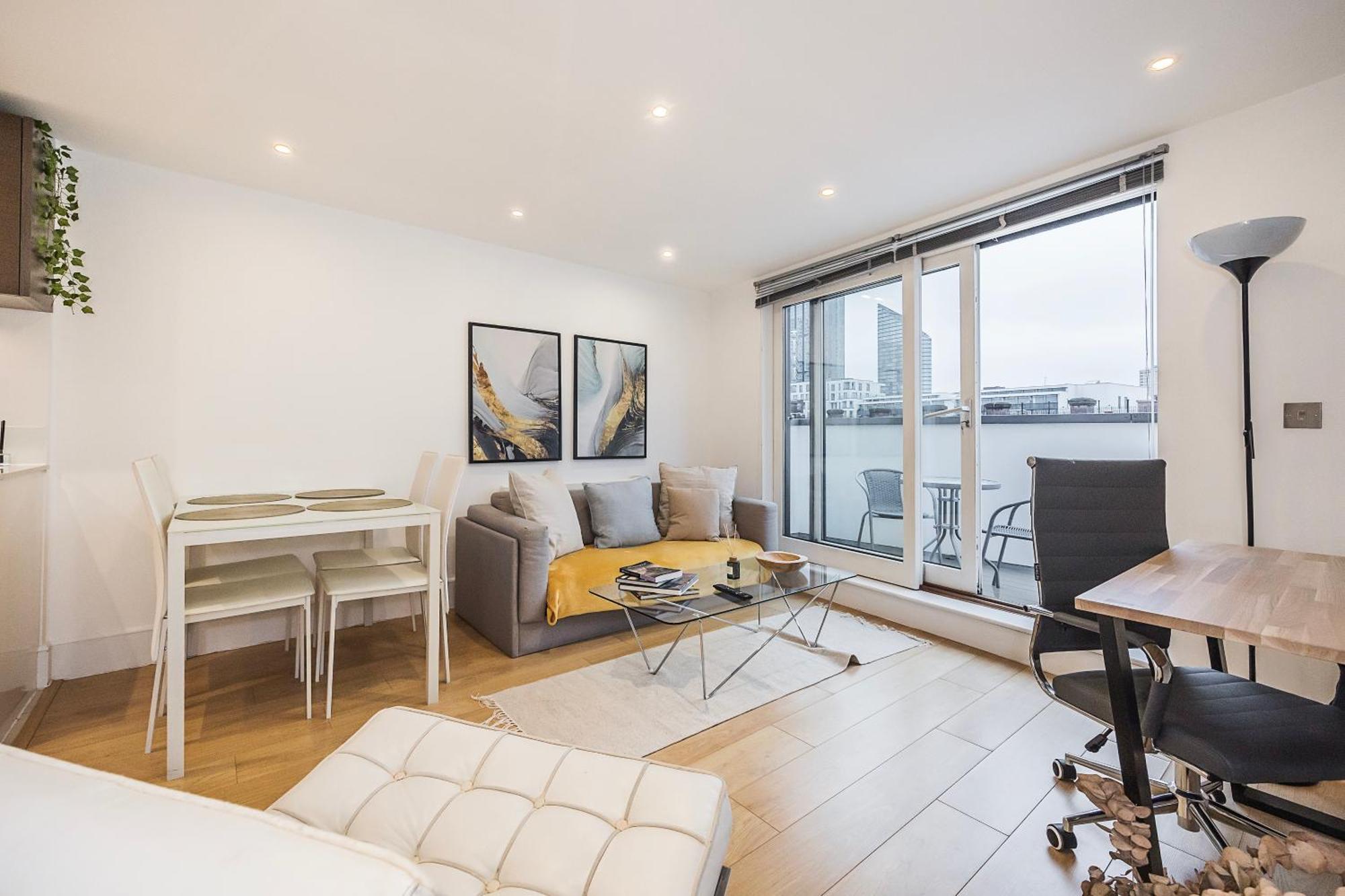 Urban Oasis With Views In Old St