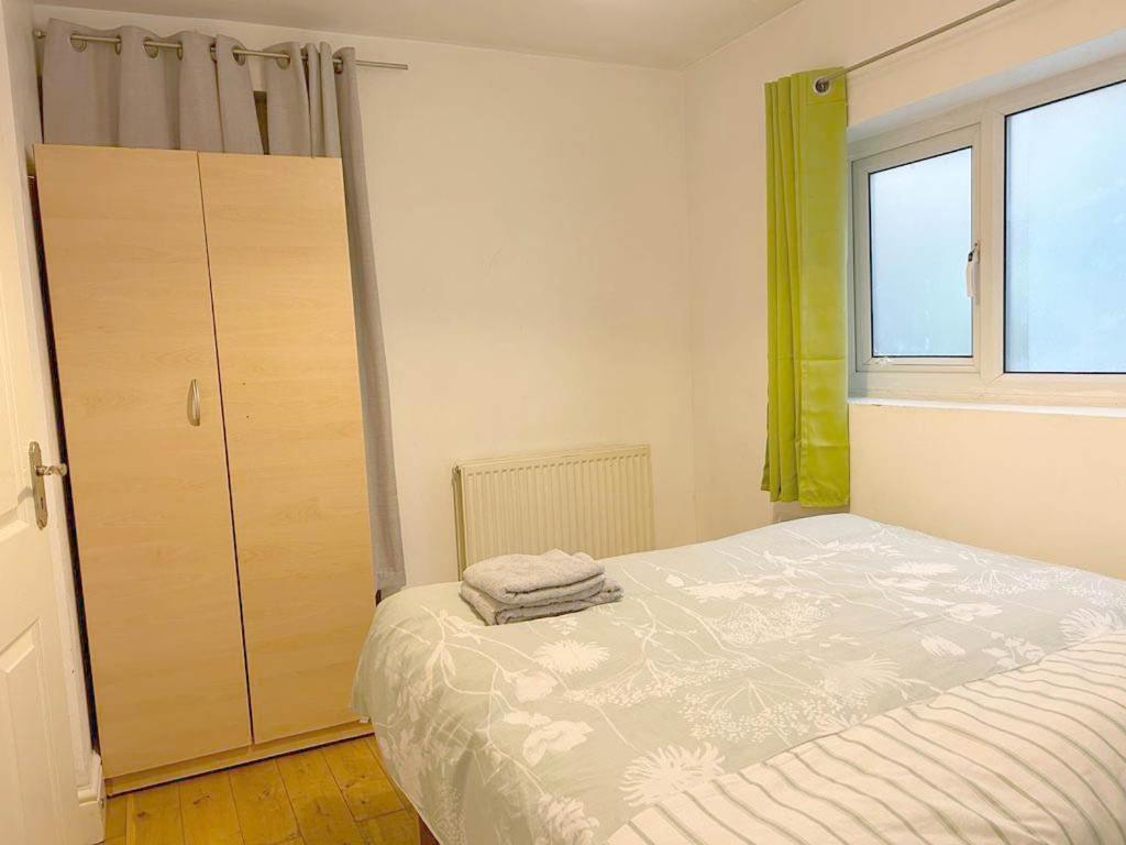 Casa de hóspedes Cosy Near Canary Wharf & The O2