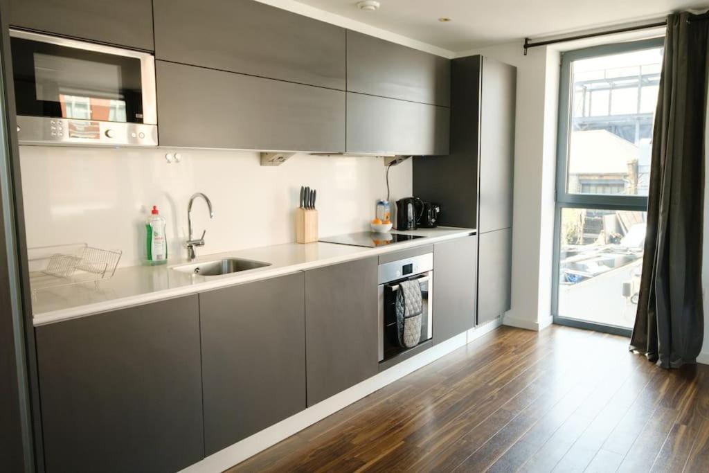 Apartment Modern 2 Bed Flat In East London