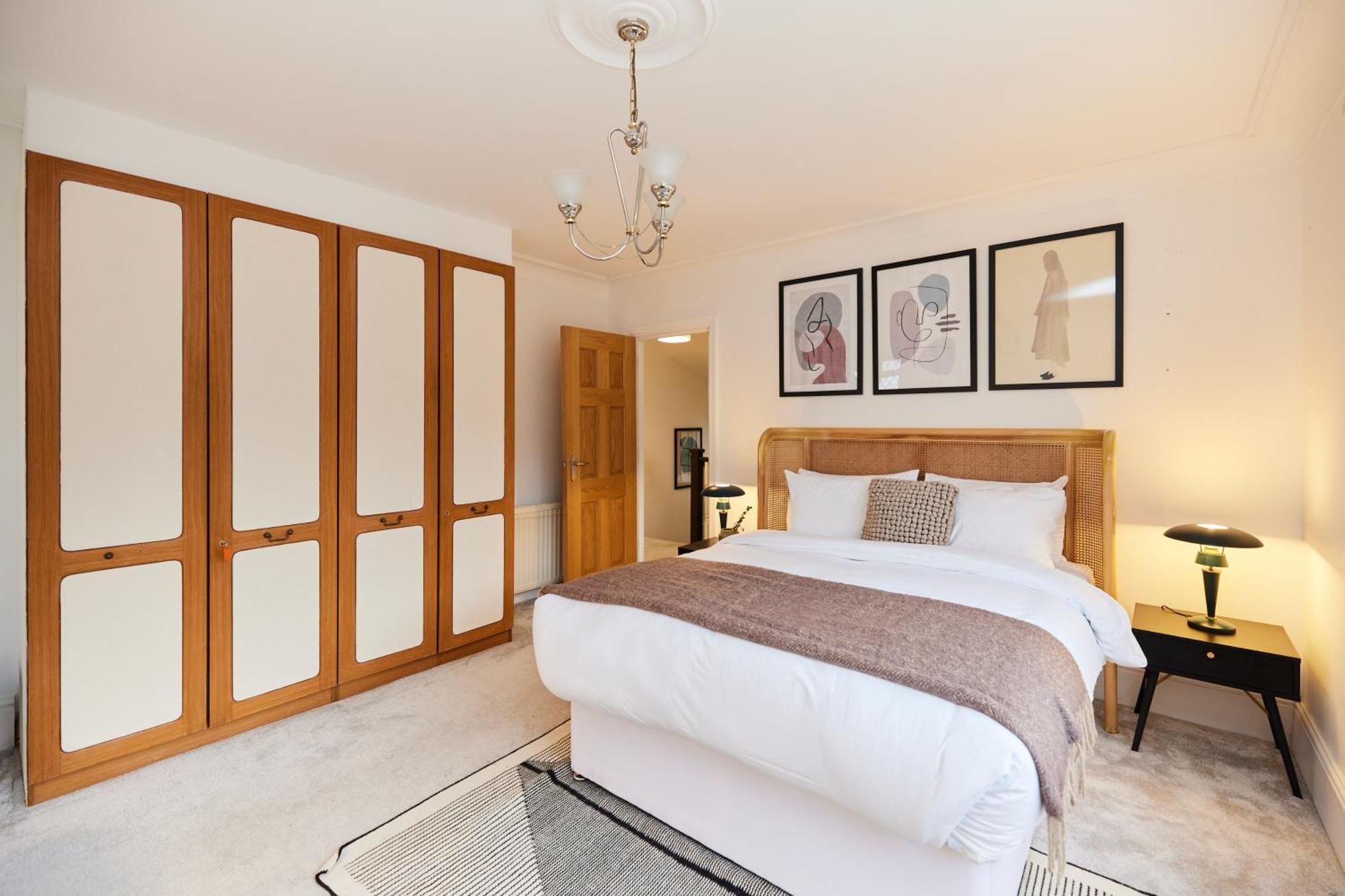 The Redbridge Sanctuary - Spacious 3bdr House With Garden Apartamento Londres