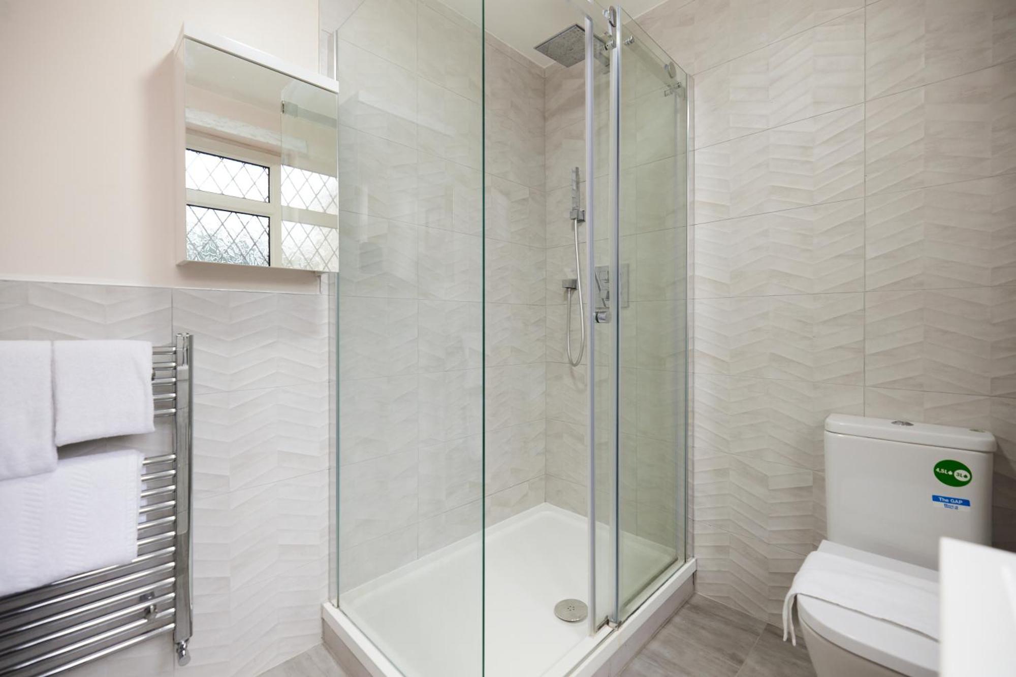 Apartamento The Redbridge Sanctuary - Spacious 3bdr House With Garden Londres
