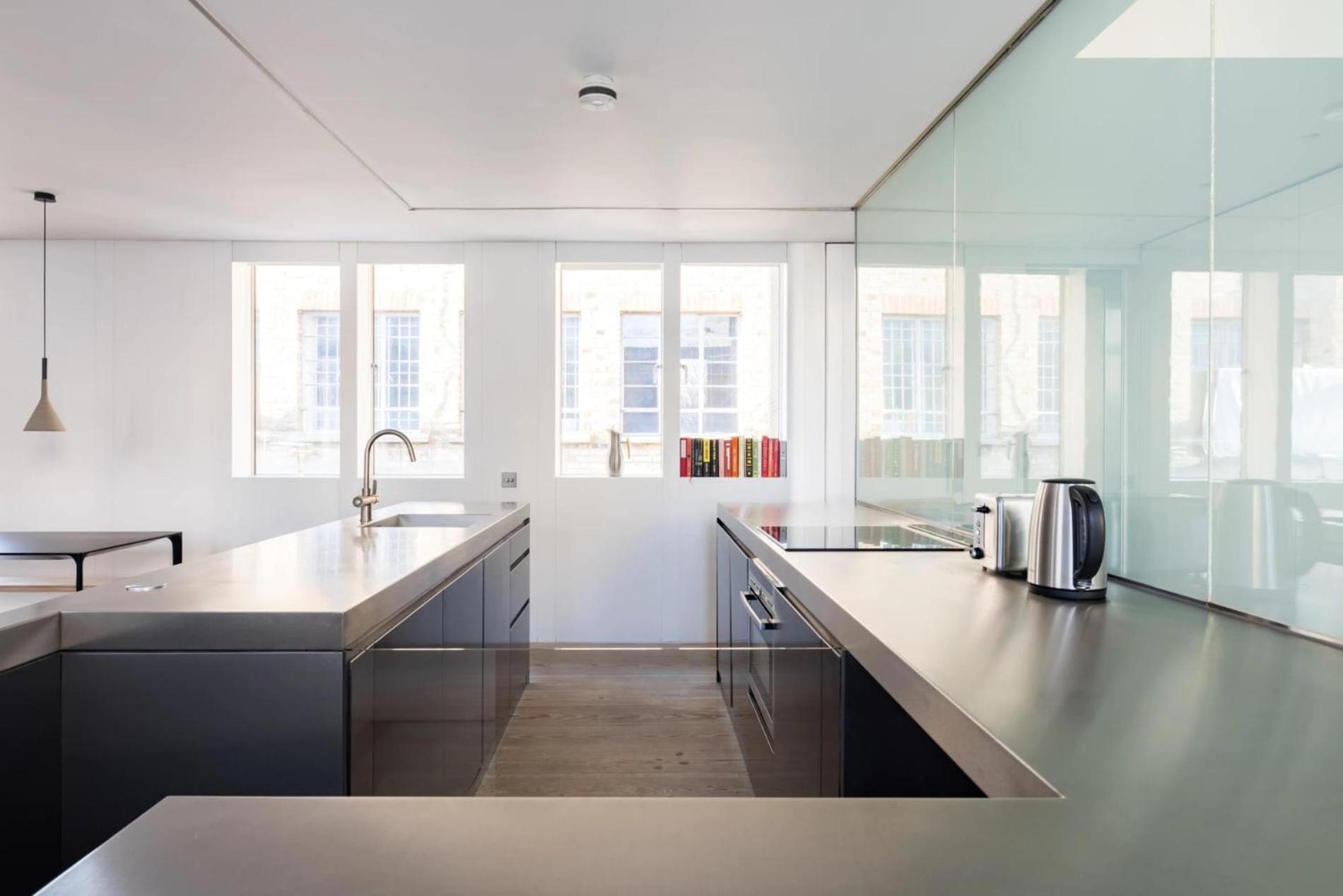 The Tonic 1 Bed With Patio In Shoreditch