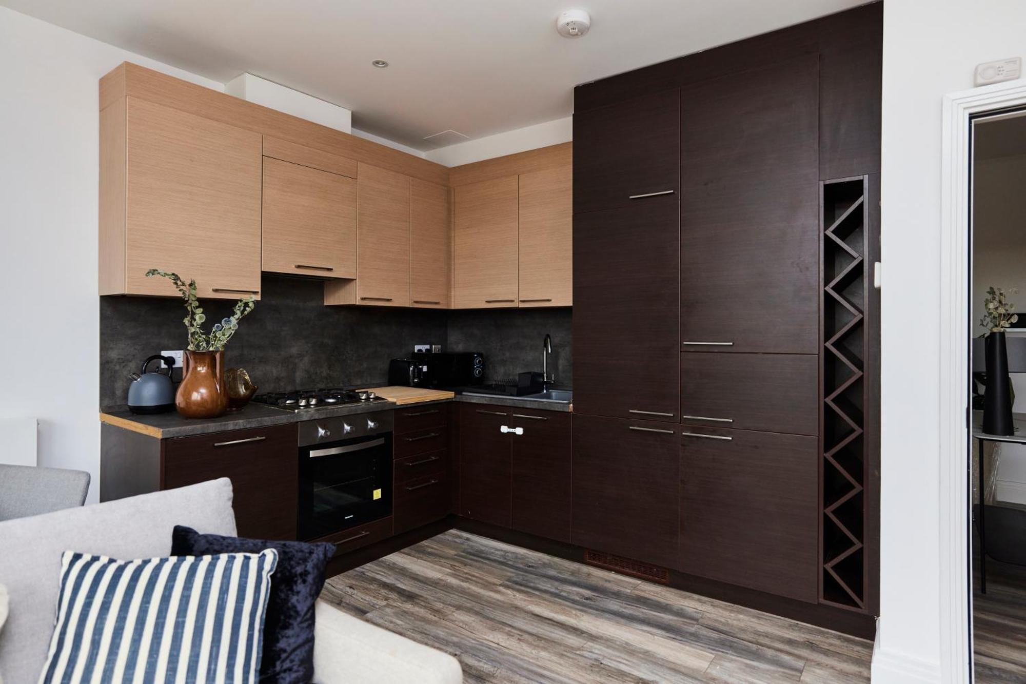 The Wembley Crib - Lovely 1bdr Flat With Balcony * Londres