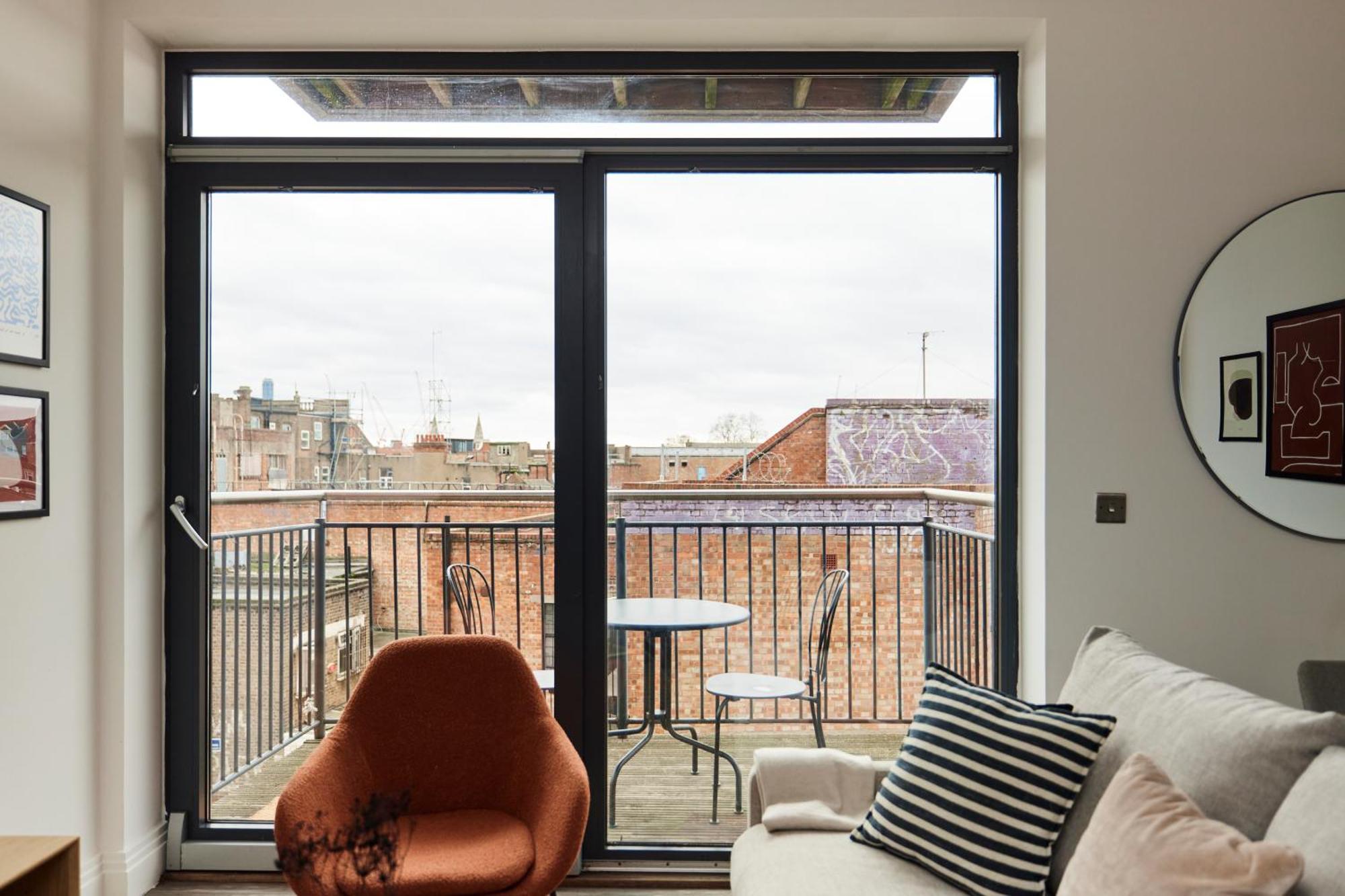 The Wembley Crib - Lovely 1bdr Flat With Balcony Apartamento Londres