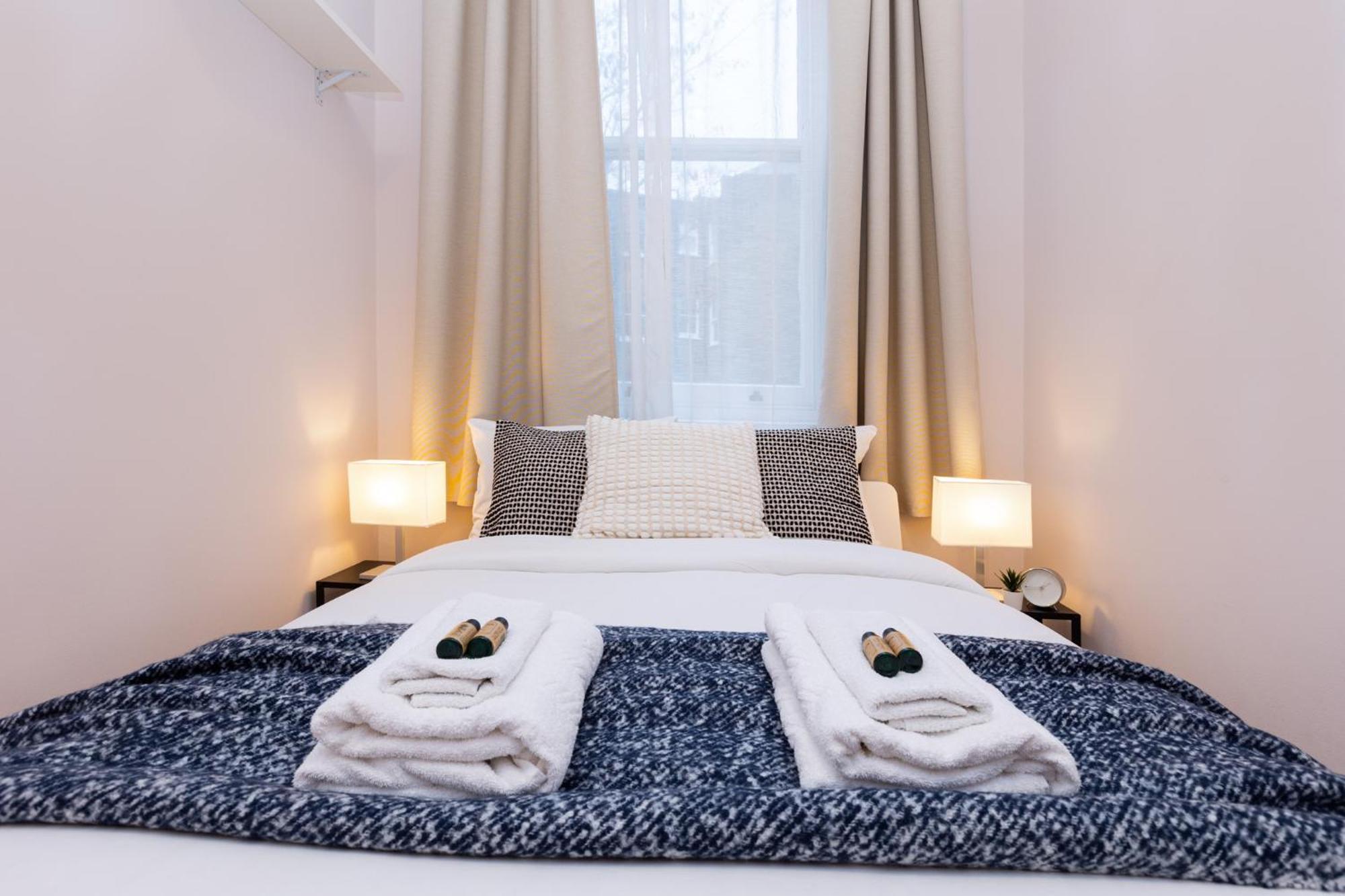 Bright & Charming 2br Flat Wbalcony In Maida Vale * Londres