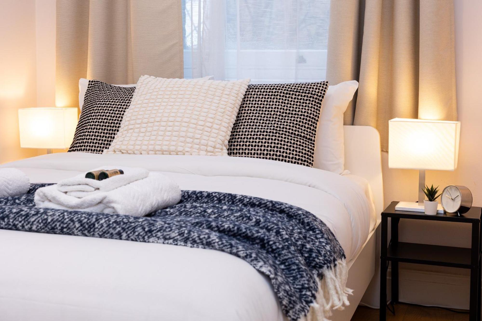 Bright & Charming 2br Flat Wbalcony In Maida Vale *