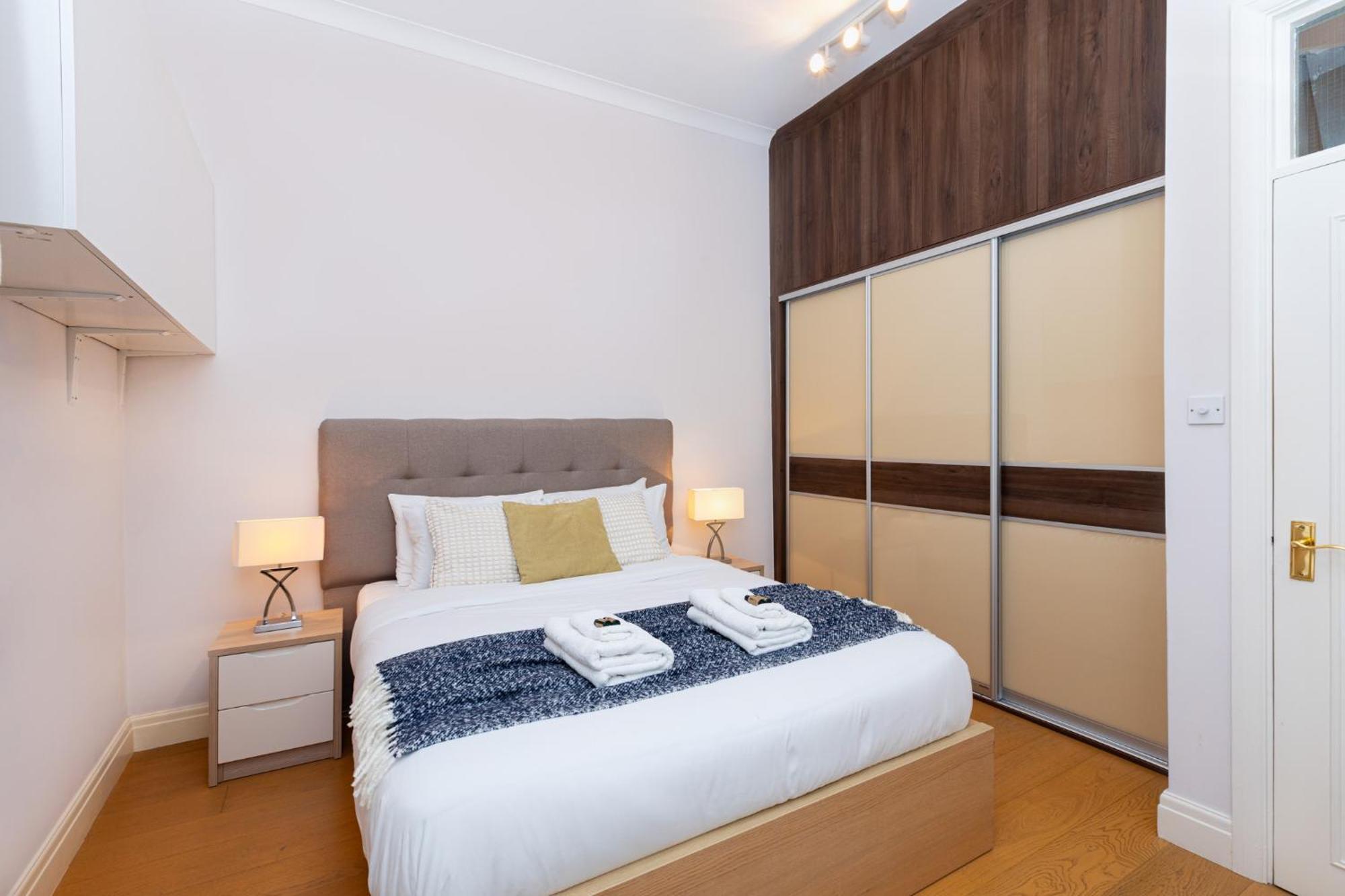 Bright & Charming 2br Flat Wbalcony In Maida Vale Apartamento Londres