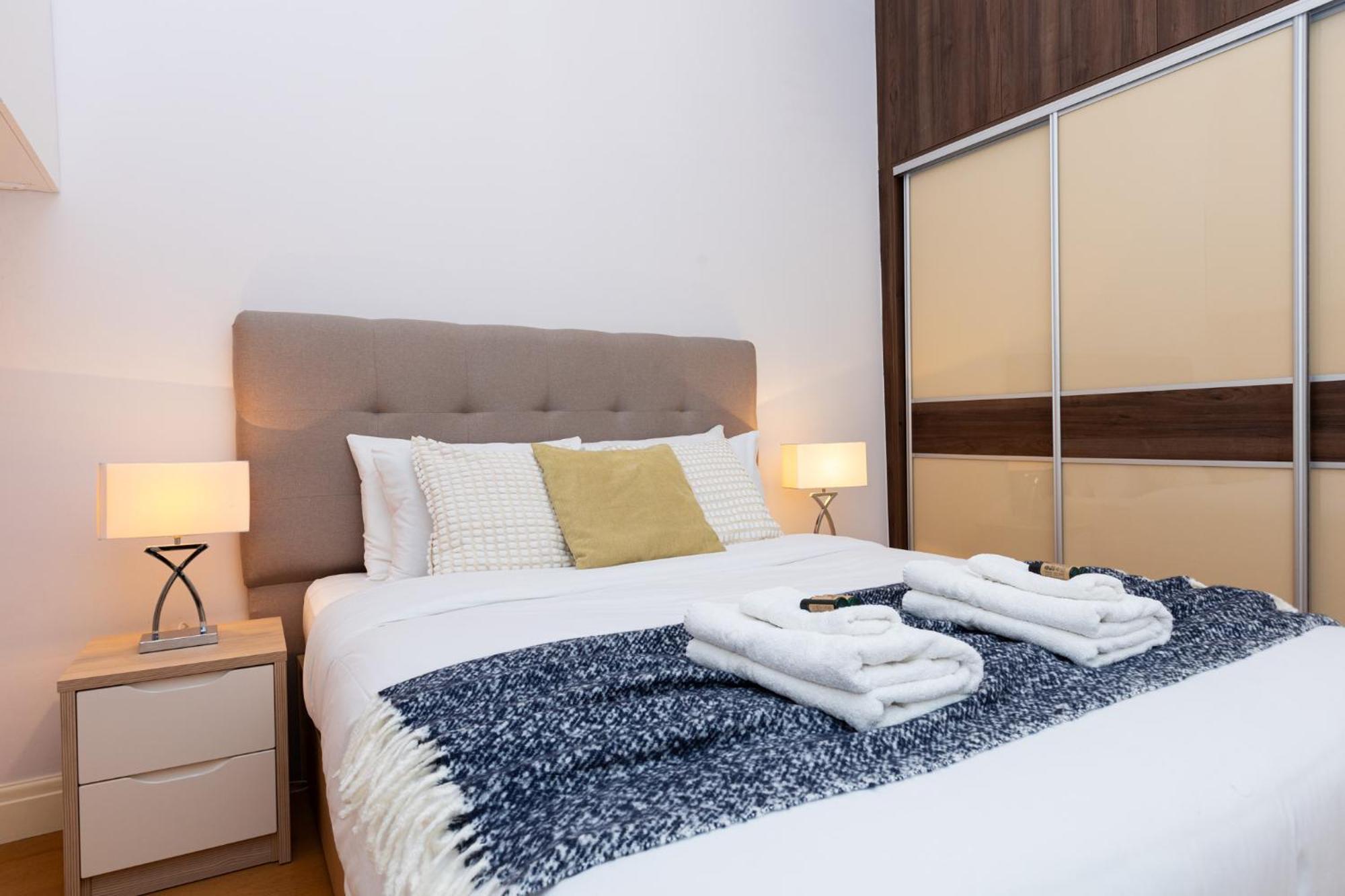 Bright & Charming 2br Flat Wbalcony In Maida Vale Apartamento Londres