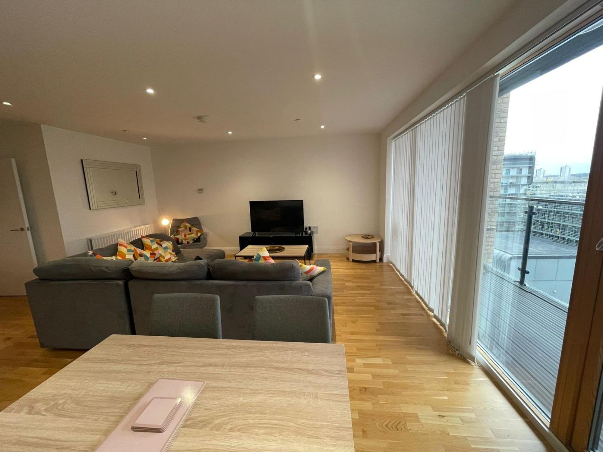 Lovely 2 Bedroom Apartamento Londres