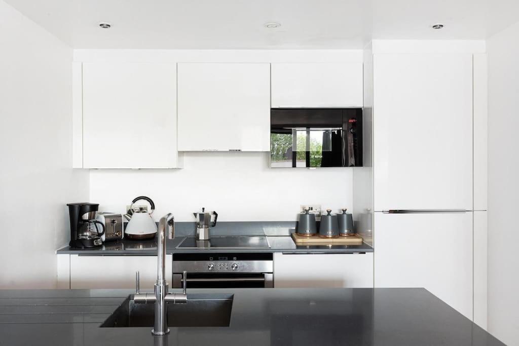 Appartement Stylish With Underground Parking Londres