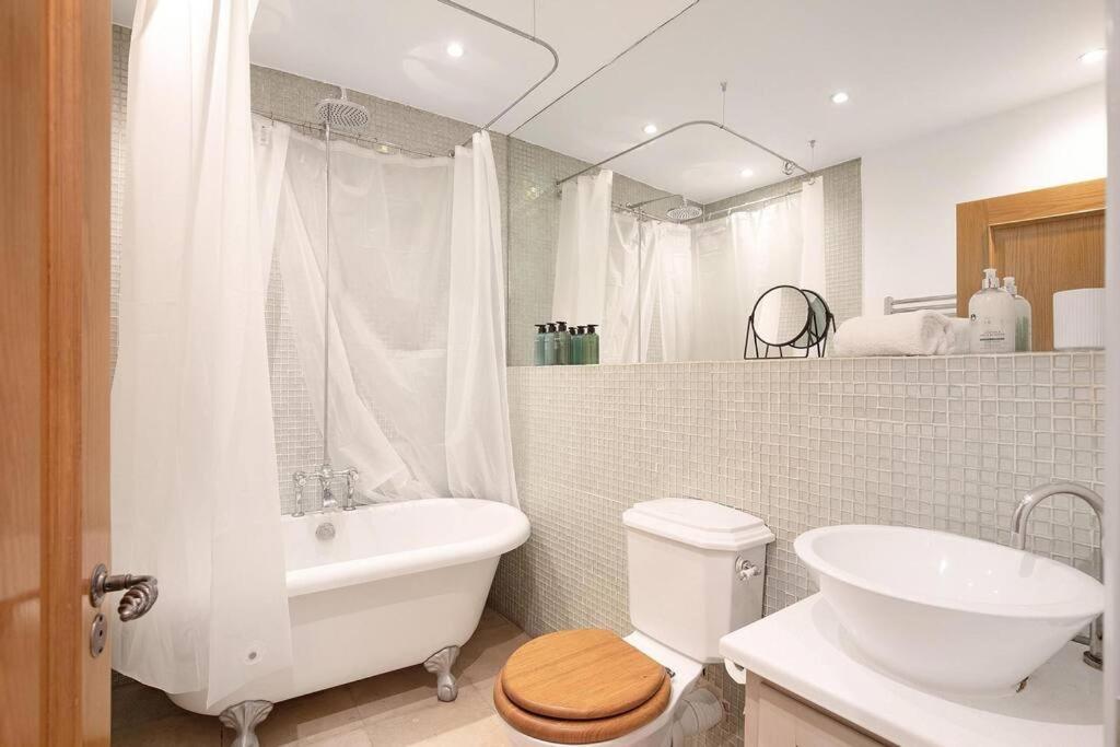 Exceptional Mews House In Chelsea Apartamento *