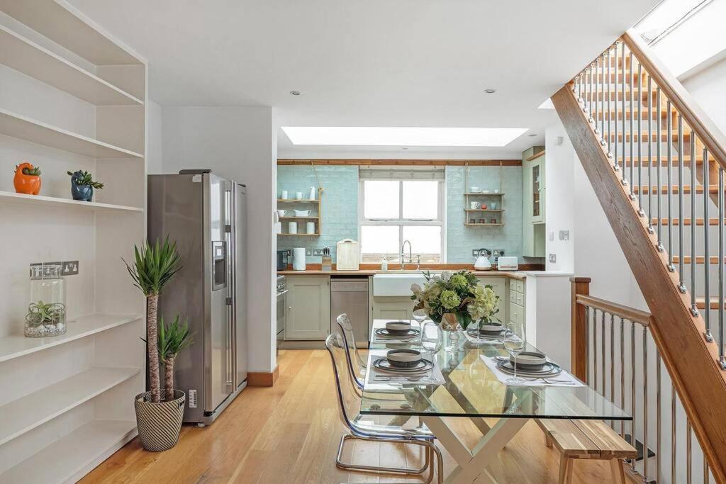 Apartamento Exceptional Mews House In Chelsea Londres
