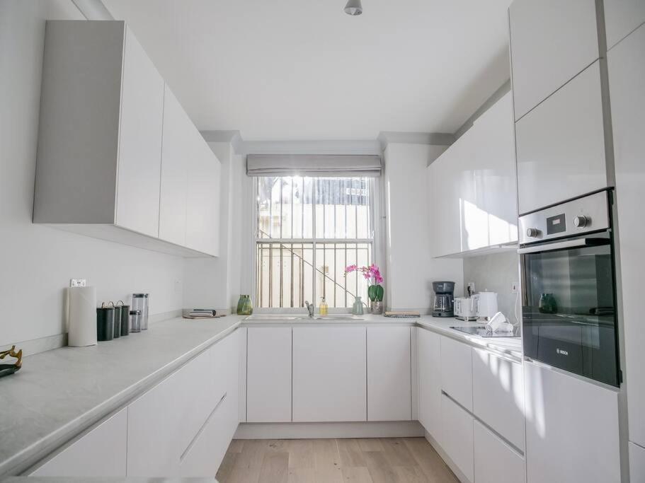 Appartement Super Spacious 3 Bedroom And 3 Bathroom *