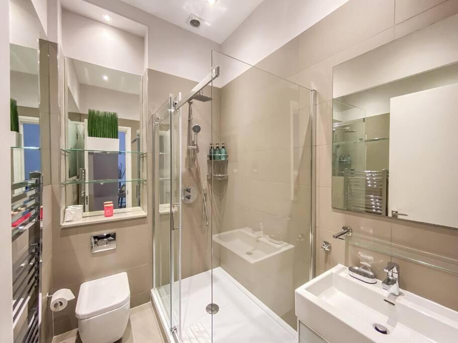 Exceptional In The Desirable Street Appartement *