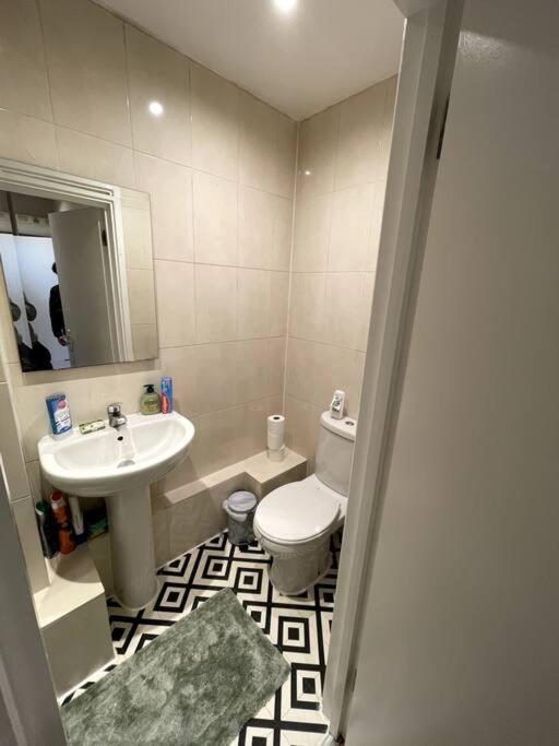 Stunning Luxury One Bedroom Serviced - Appartement Londres