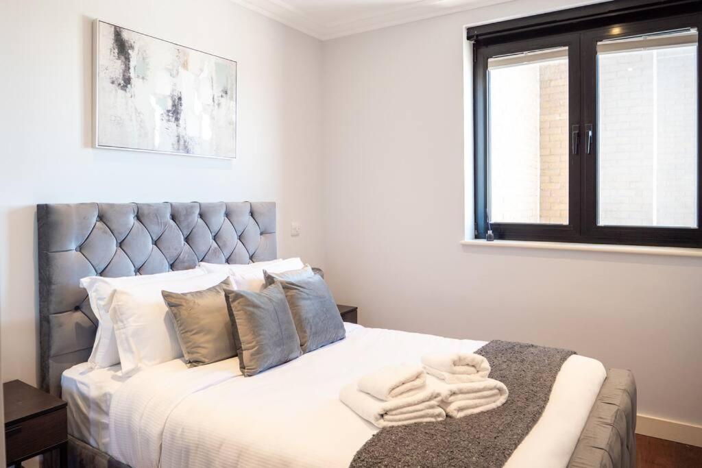 Stunning Views Modern Decor Flat In Kensington * Londres