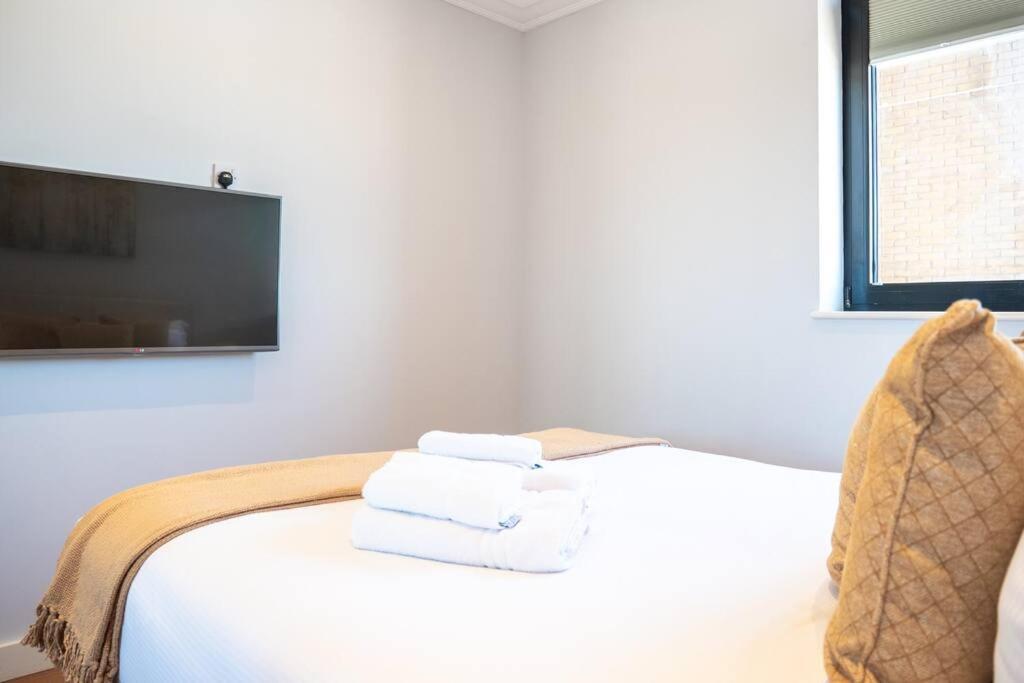 Stunning Views Modern Decor Flat In Kensington Apartamento Londres