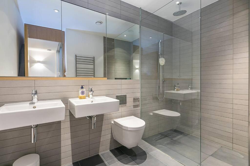 Apartamento Stylish House With Superb Space