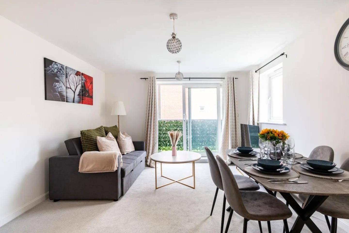 Live The Wembley Buzz! Stylish Flat Near Station & Amenities *