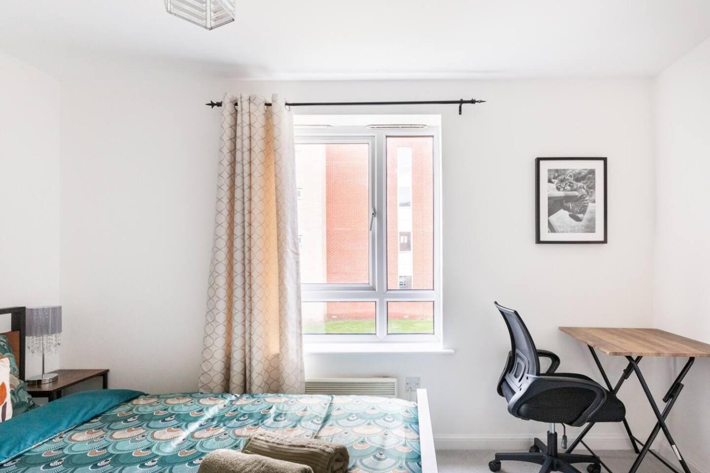 Apartment Live The Wembley Buzz! Stylish Flat Near Station & Amenities
