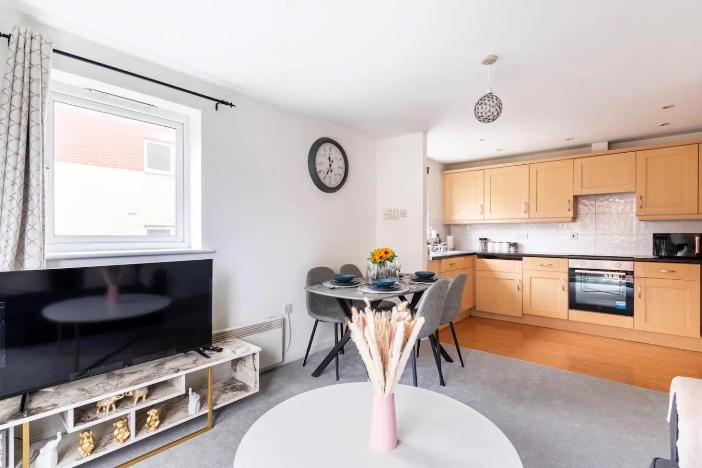 Live The Wembley Buzz! Stylish Flat Near Station & Amenities Londres