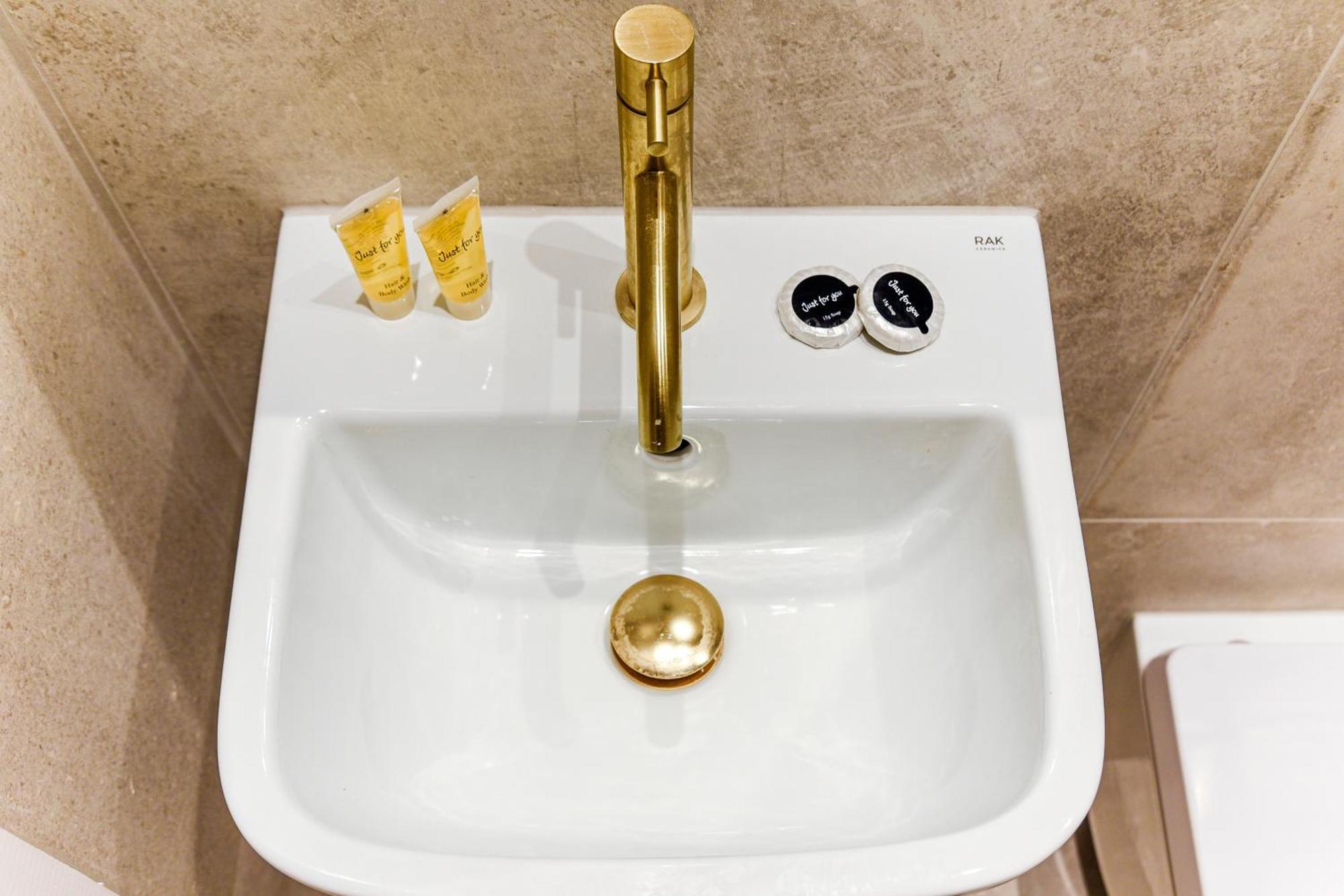 The Knightsbridge Deluxe Apart *
