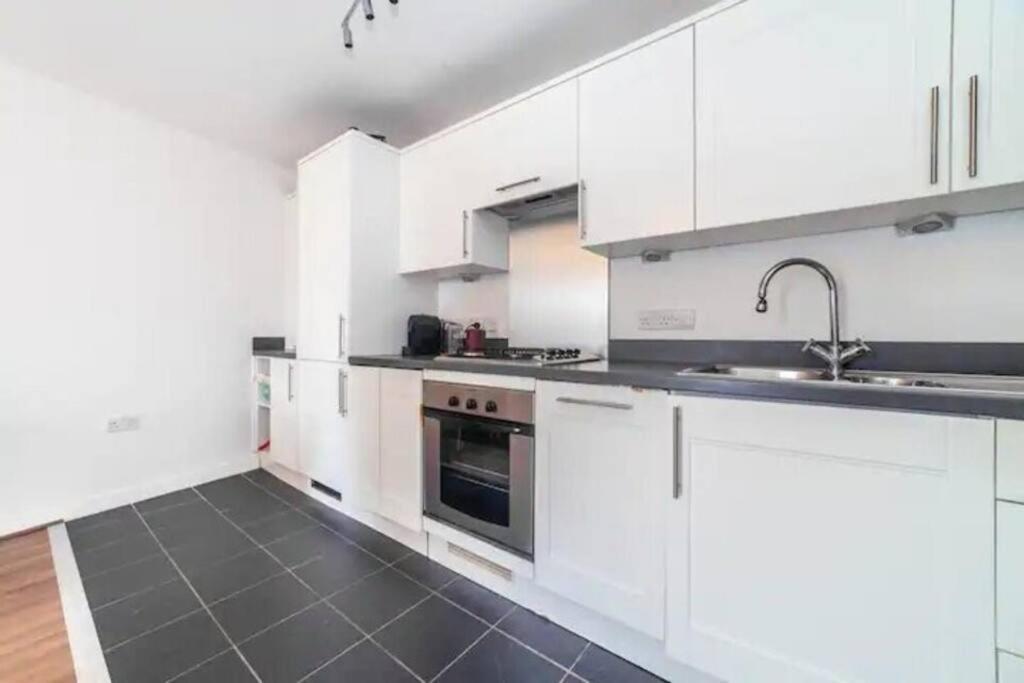 Apartment Charming 2 Bed Flat Near Greenwich *