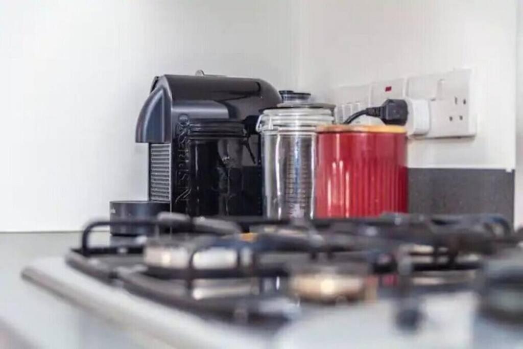 Charming 2 Bed Flat Near Greenwich