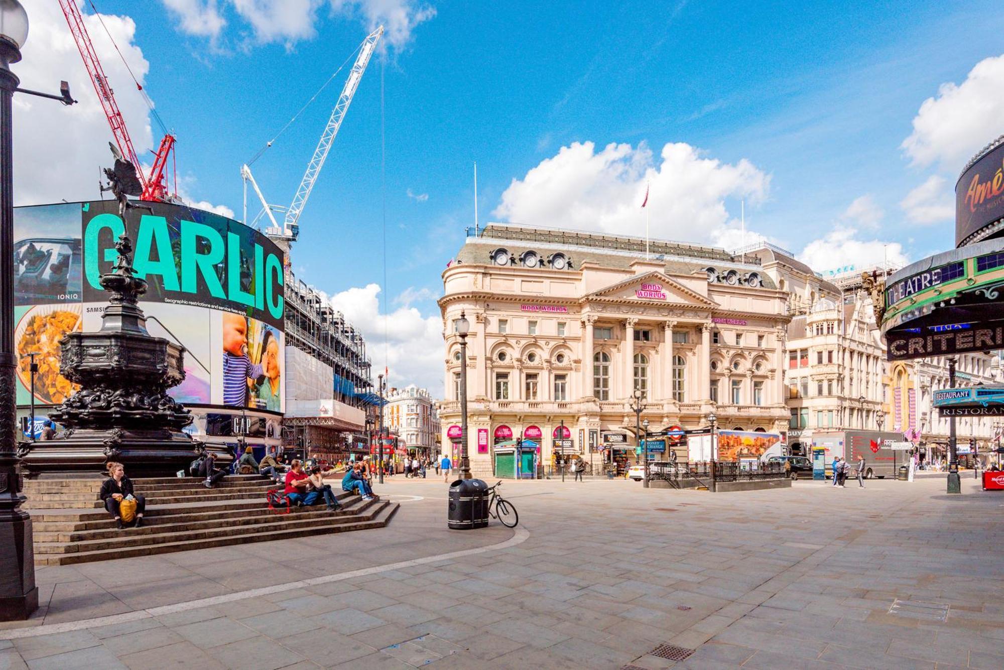 Welcome Piccadilly Circus * Londres