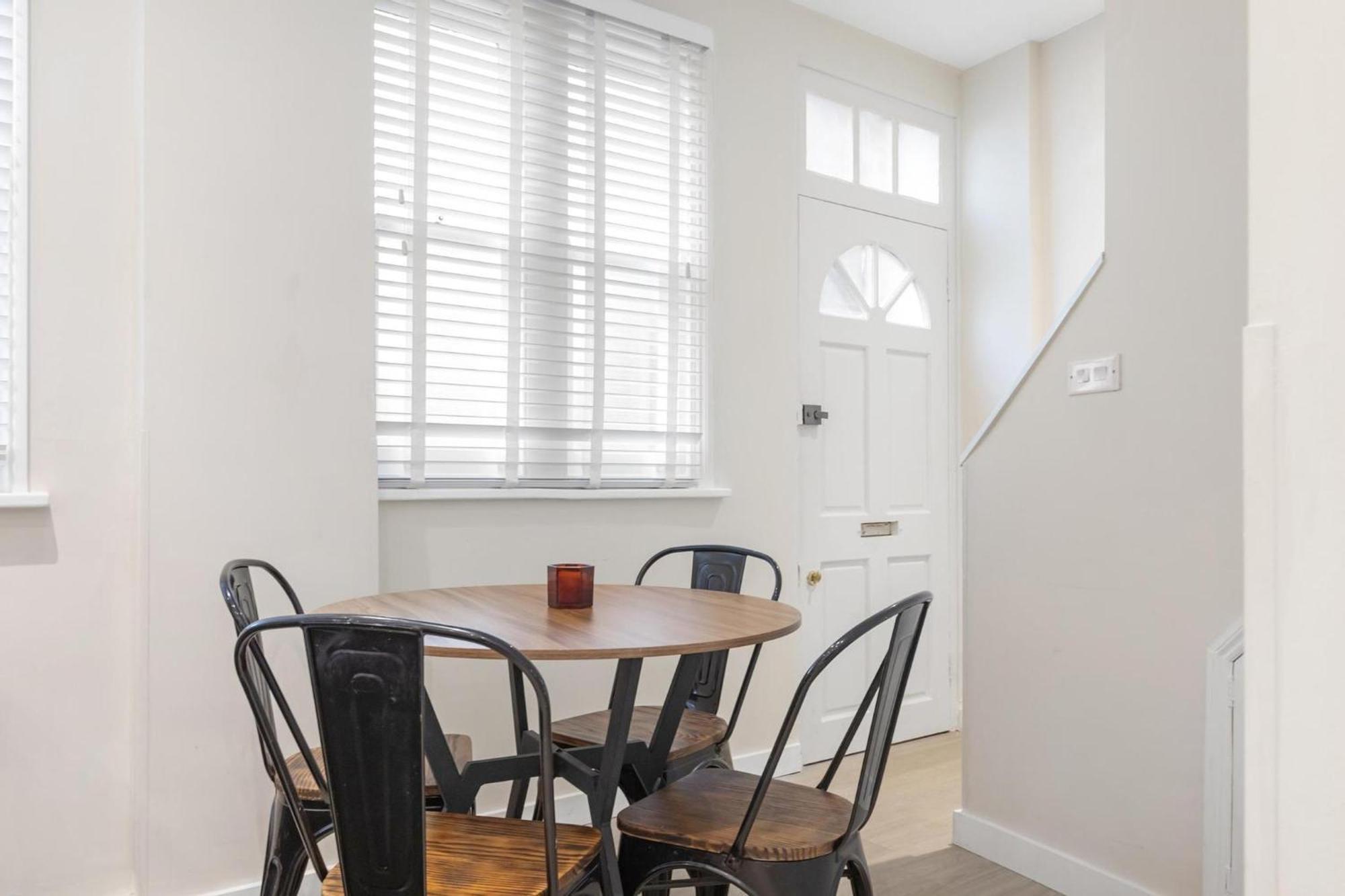 Quaint Mews In Chelsea Holiday home