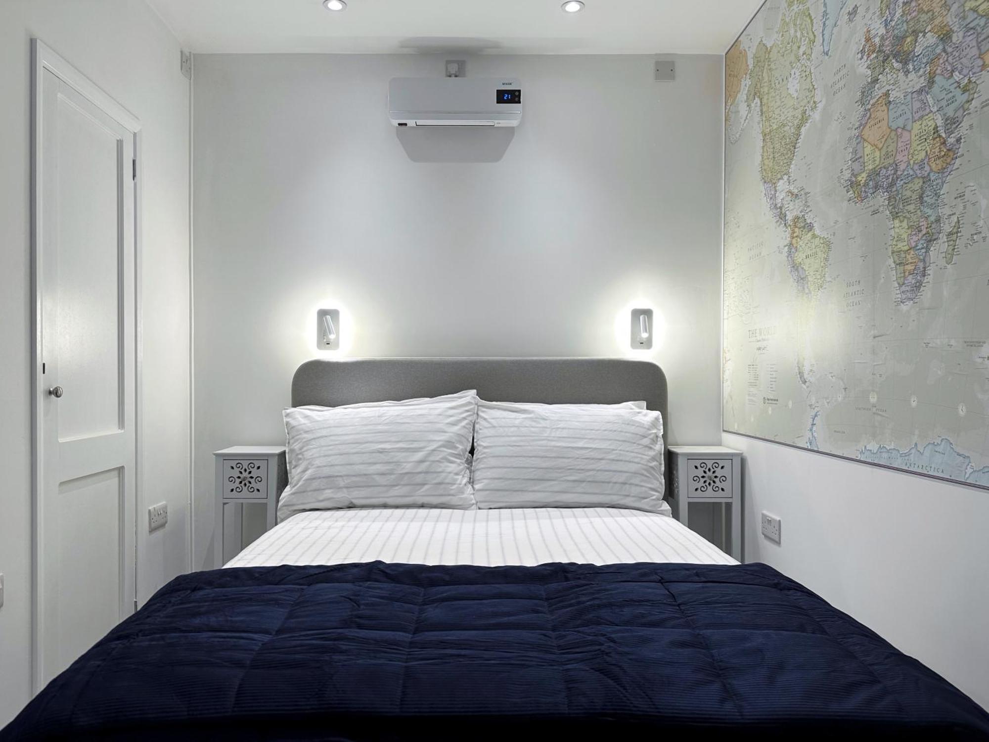 Kensington Hosted By Airoperate Near Notting Hill - 1 Double Bed , 1 Sofa Bed, Ground Floor Via Private Entrance