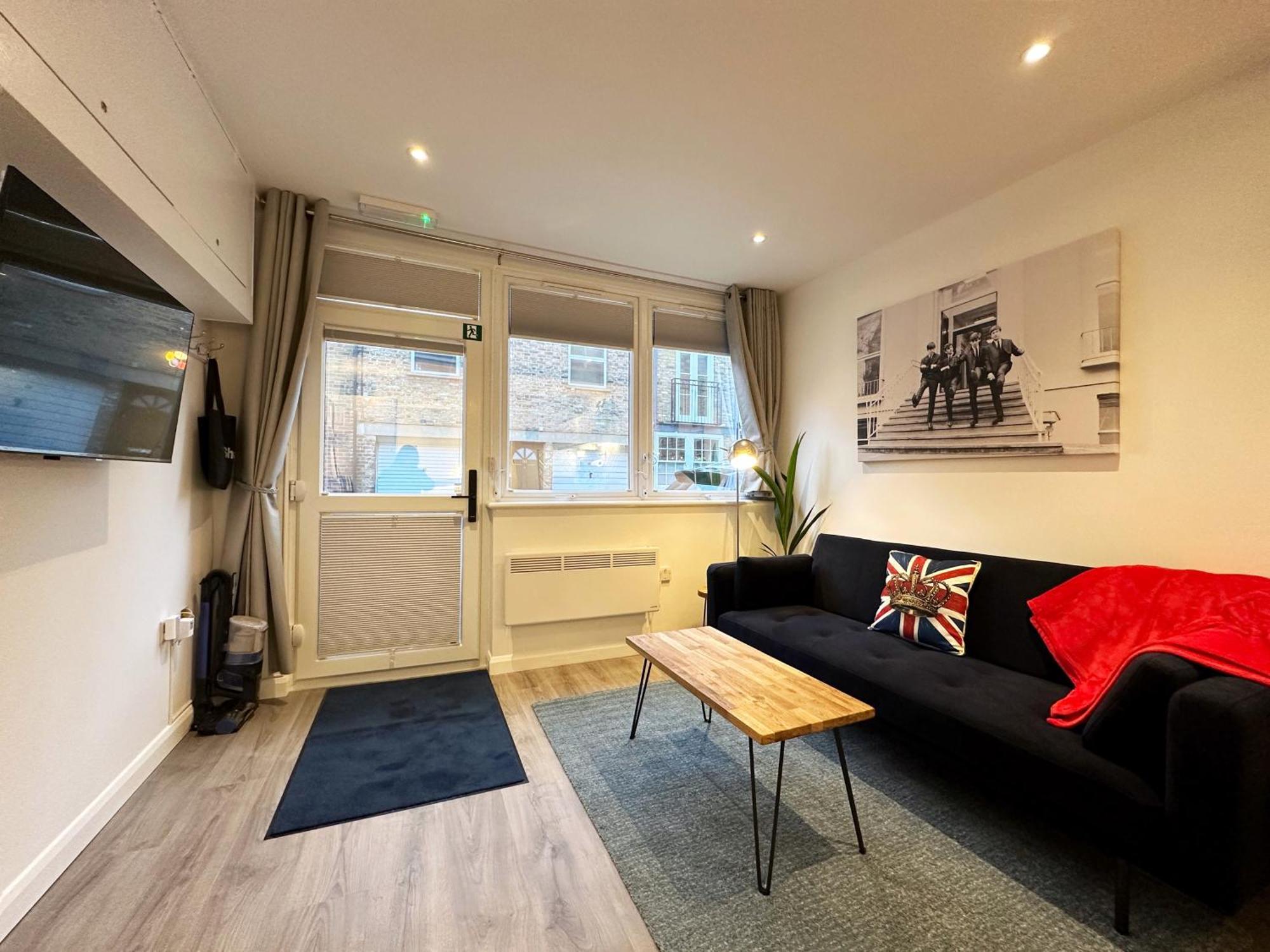 Kensington Hosted By Airoperate Near Notting Hill - 1 Double Bed , 1 Sofa Bed, Ground Floor Via Private Entrance Apartamento Londres