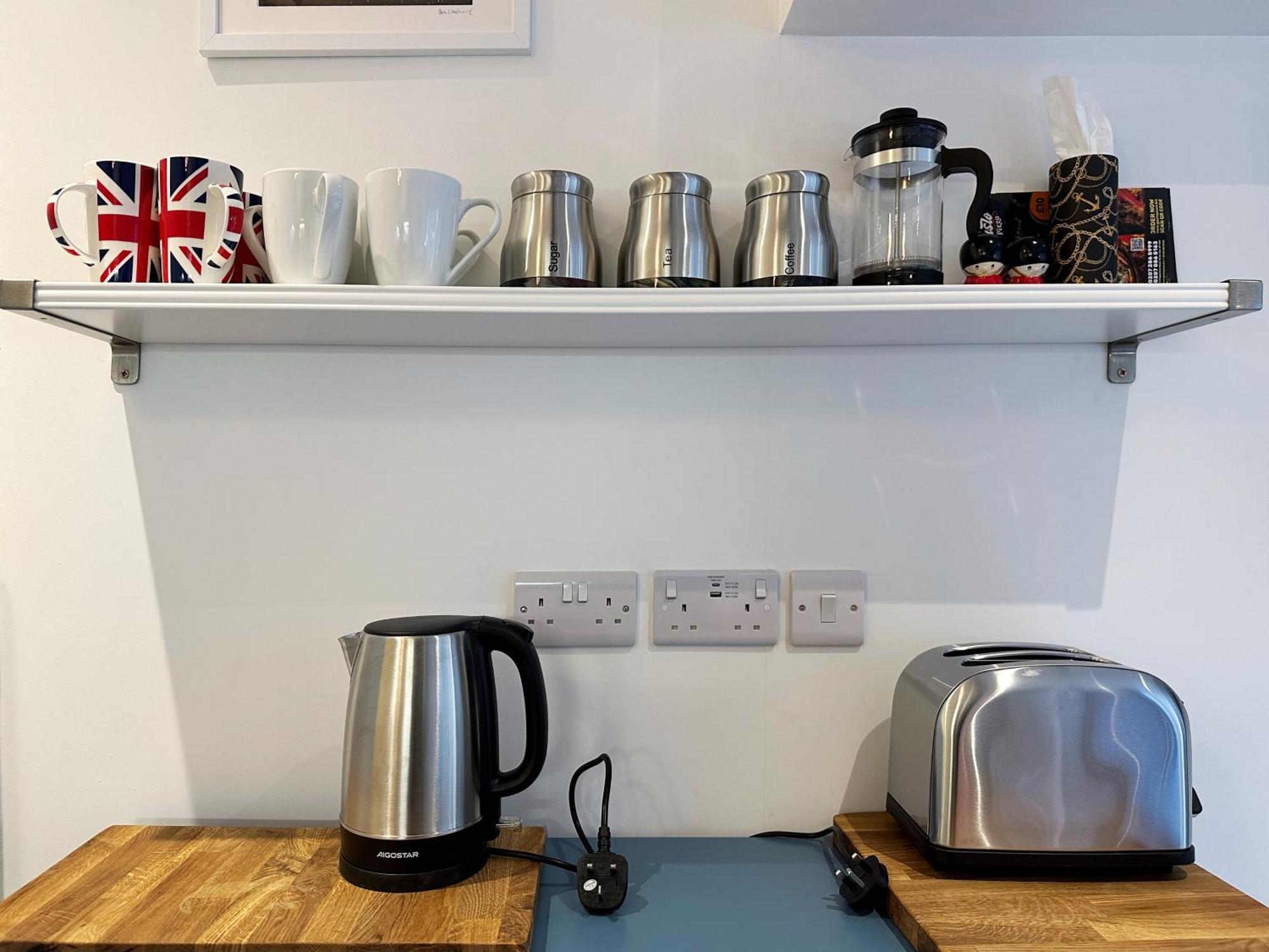 Kensington Hosted By Airoperate Near Notting Hill - 1 Double Bed , 1 Sofa Bed, Ground Floor Via Private Entrance Apartamento *