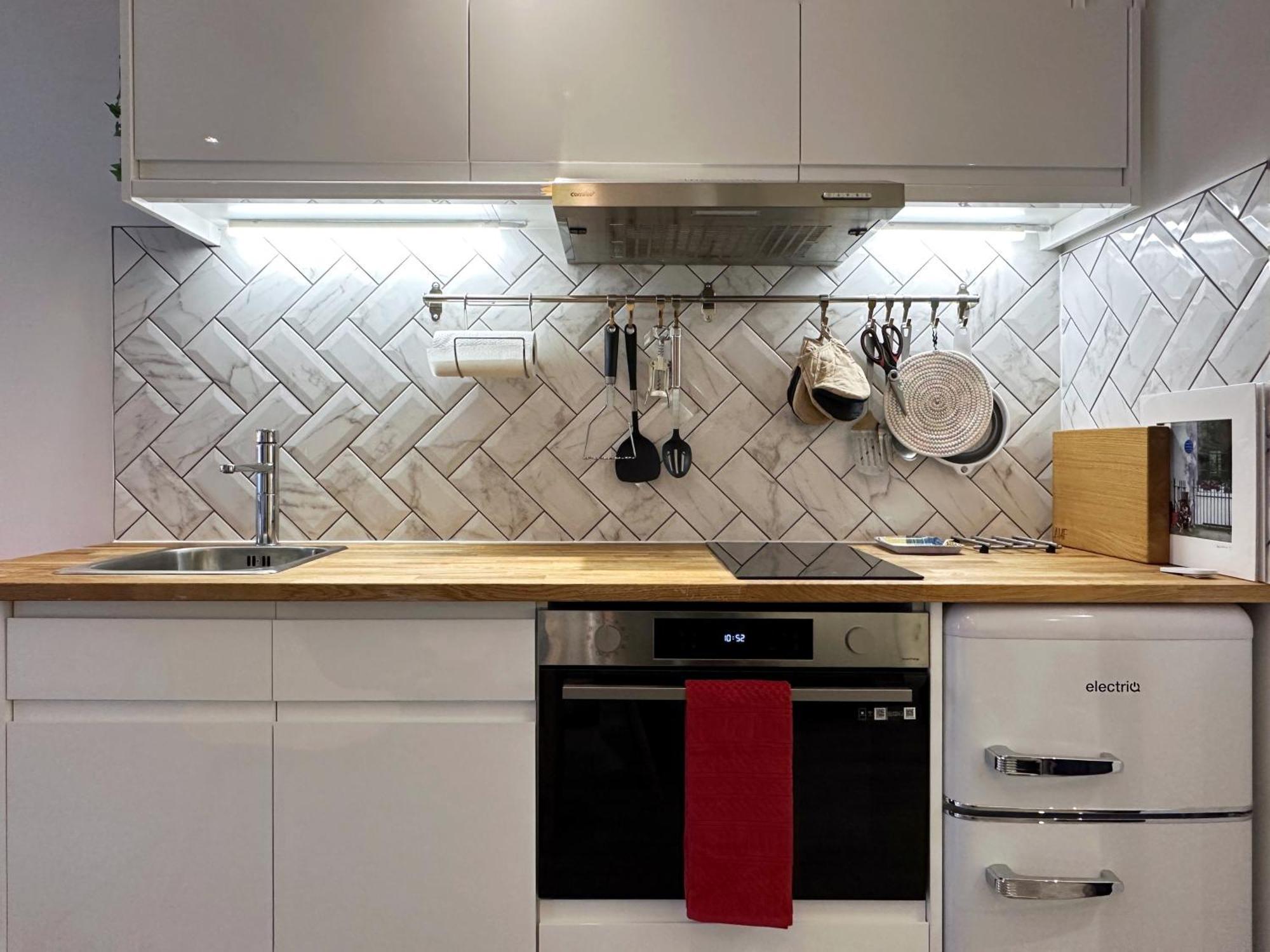 Kensington Hosted By Airoperate Near Notting Hill - 1 Double Bed , 1 Sofa Bed, Ground Floor Via Private Entrance Londres