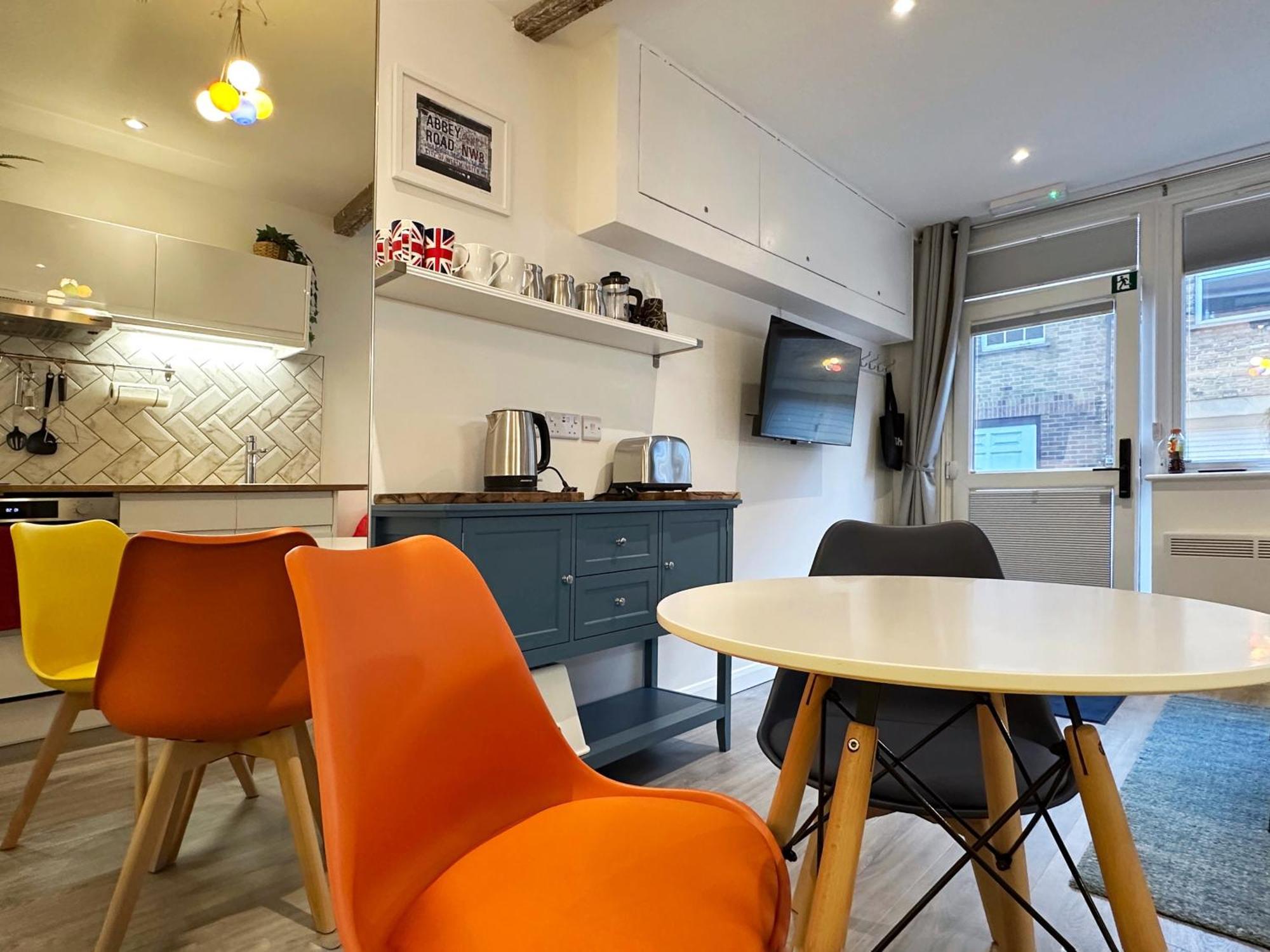 Apartamento Kensington Hosted By Airoperate Near Notting Hill - 1 Double Bed , 1 Sofa Bed, Ground Floor Via Private Entrance *