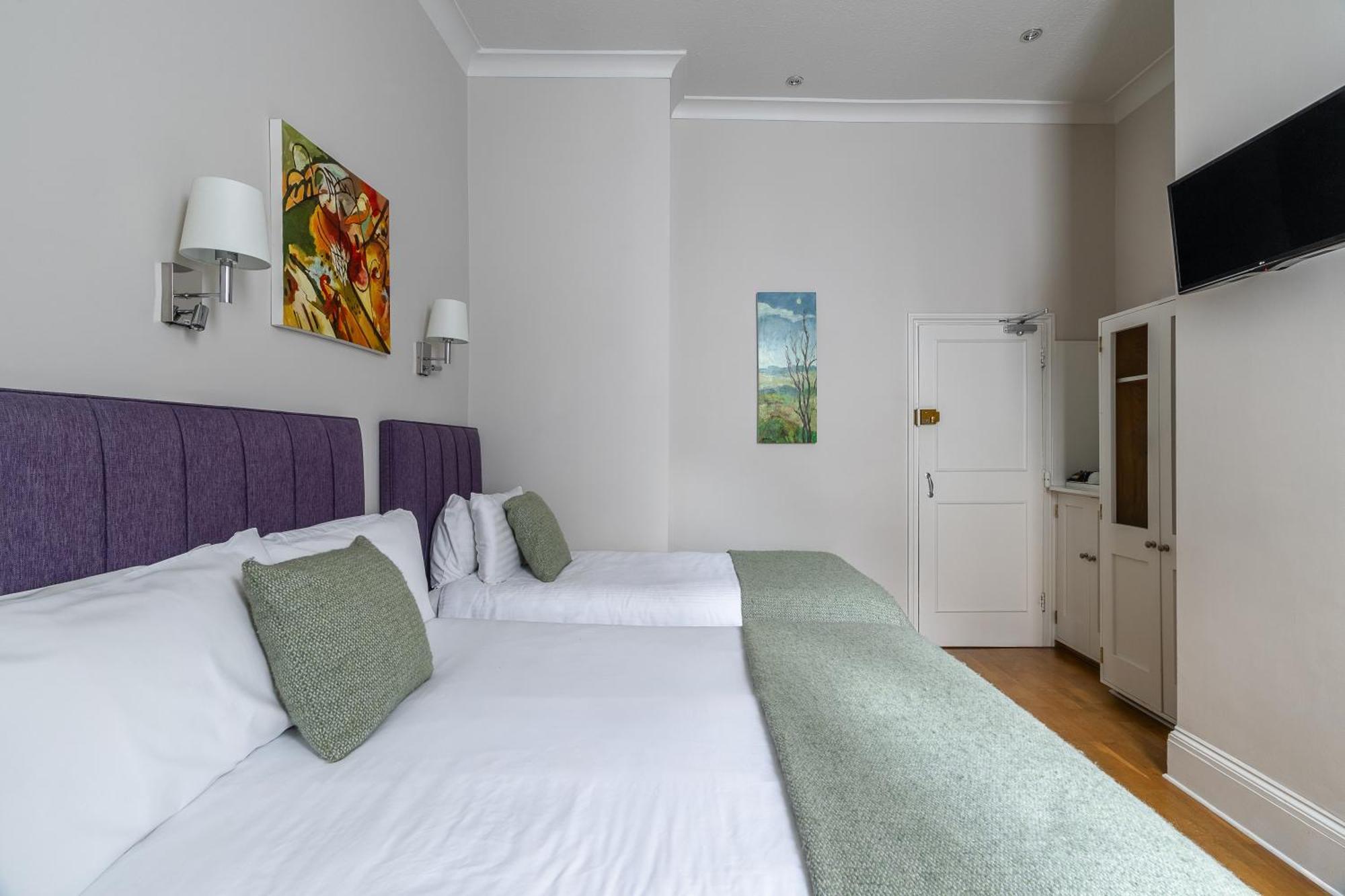 Hotel Harlingford 3*