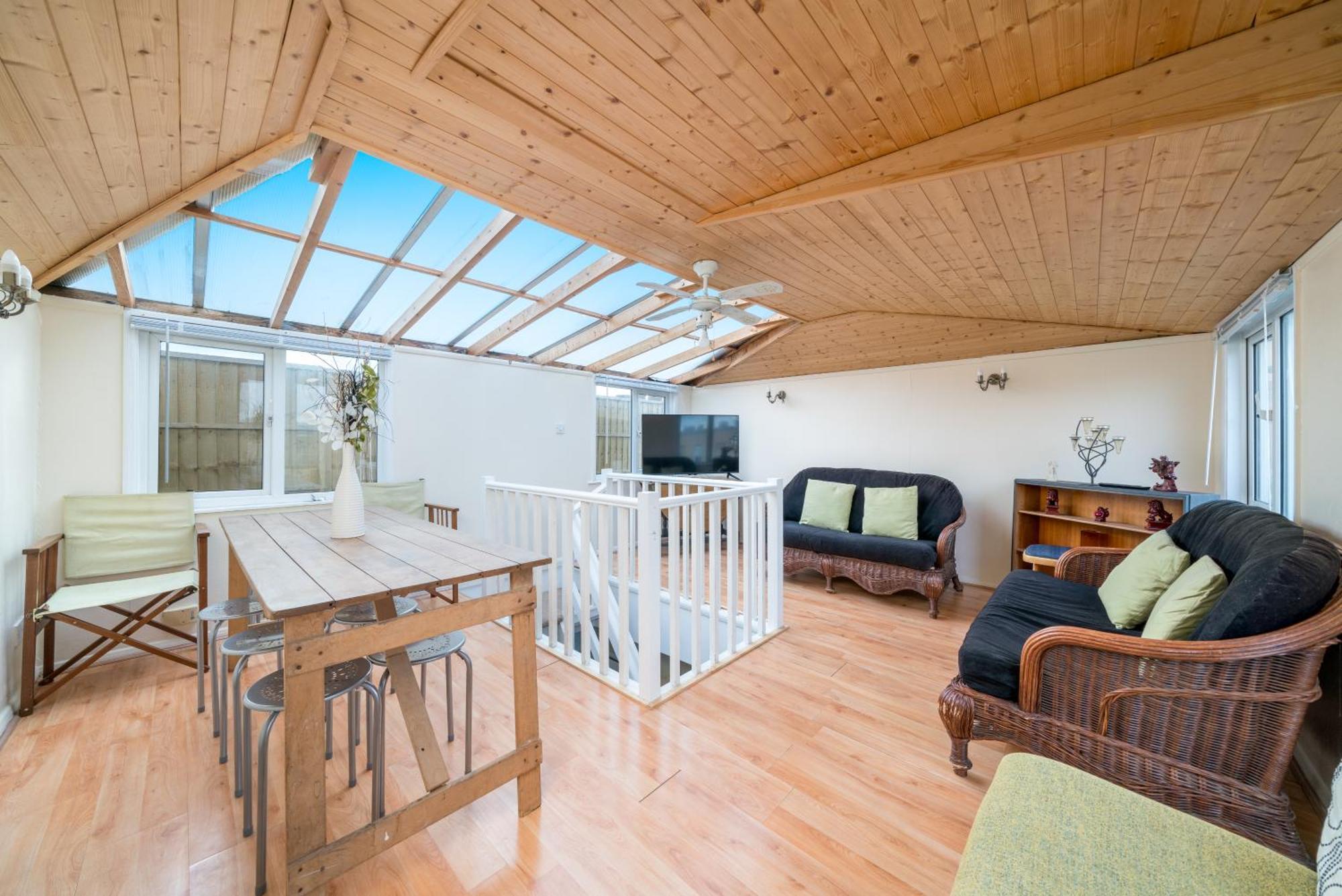 Cozy Maisonette Near Abbey Road Appartement Londen