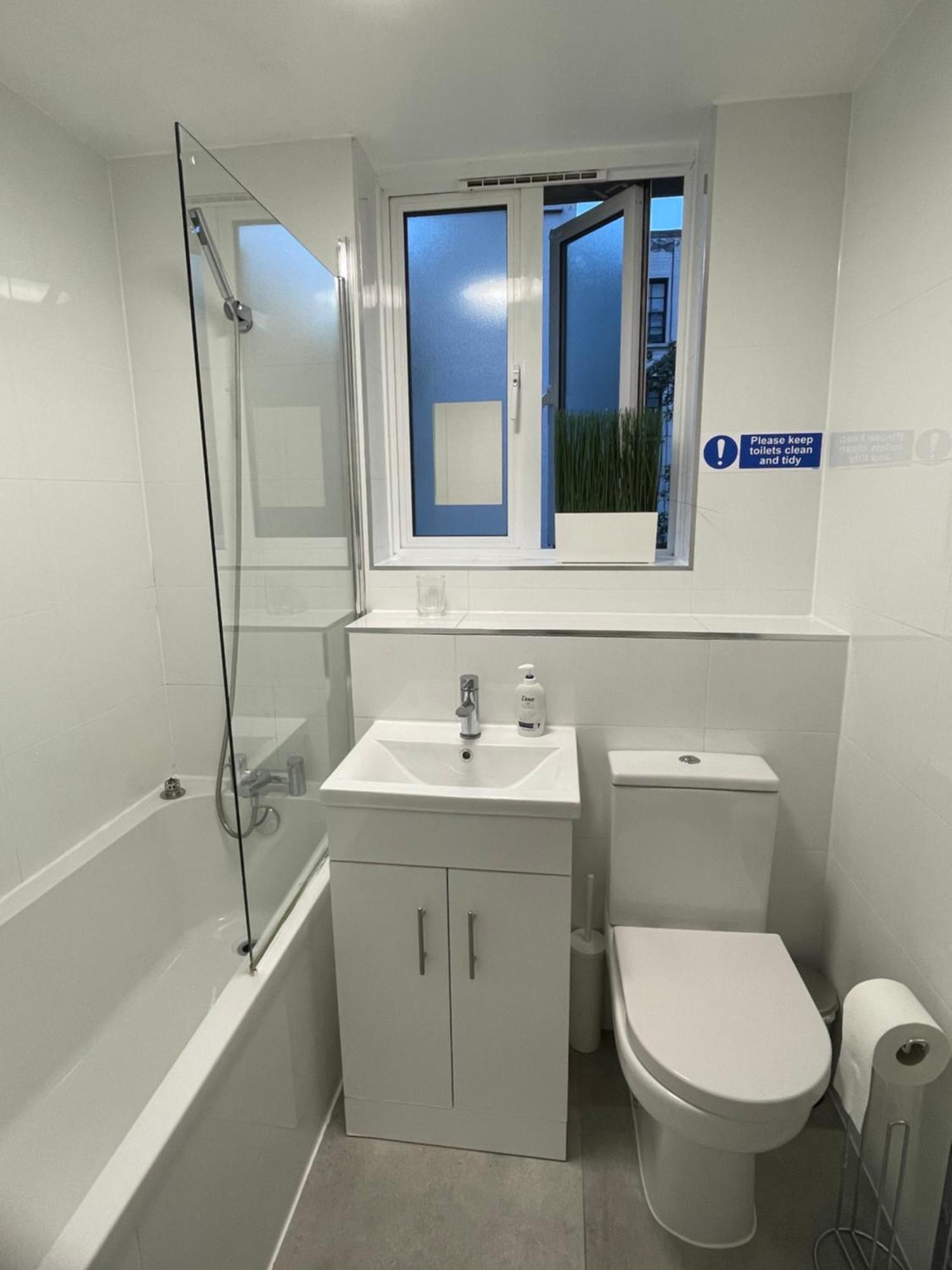 Lovely Double In Euston & Square In Homestay London
